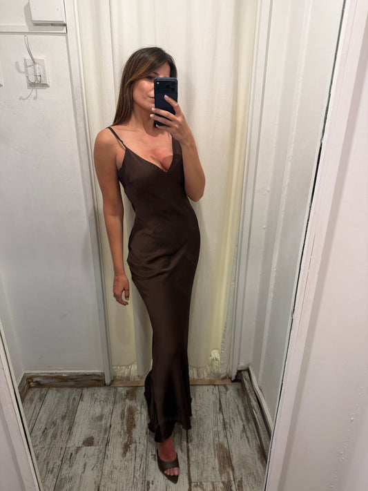 NEW COLLECTION - ABITO LUNGO SATIN MARRONE SIRENA