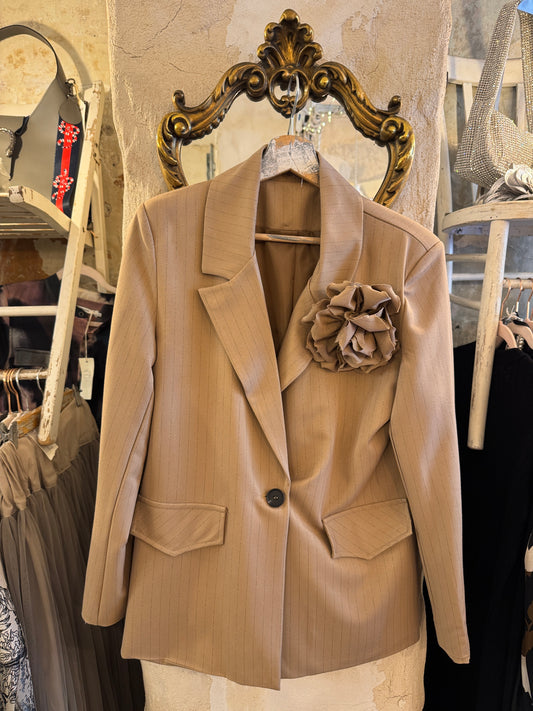 BLAZER OVER BISCOTTO GESSATO CON SPILLA