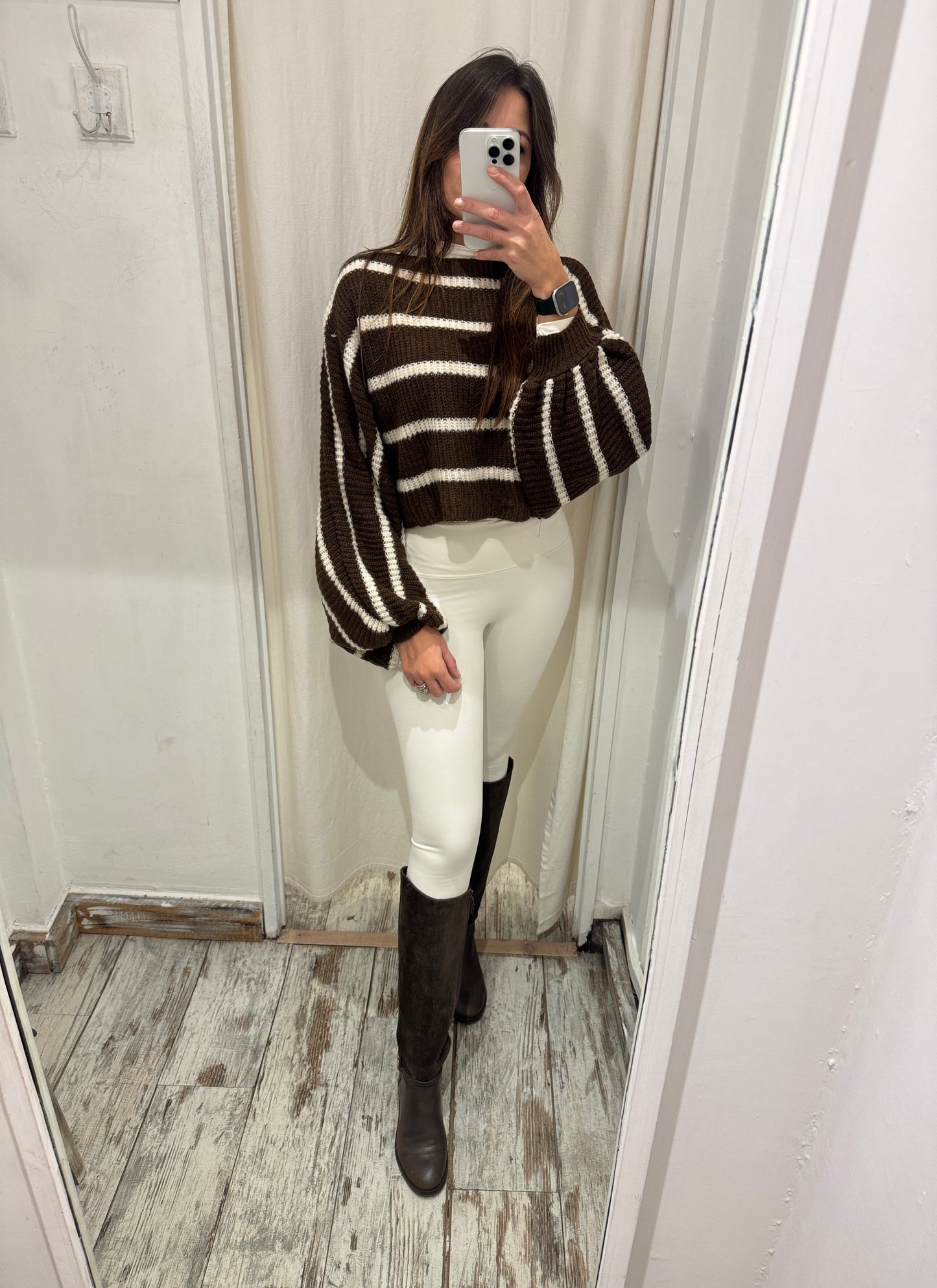 MAGLIA CROP MARRONE A RIGHE PANNA