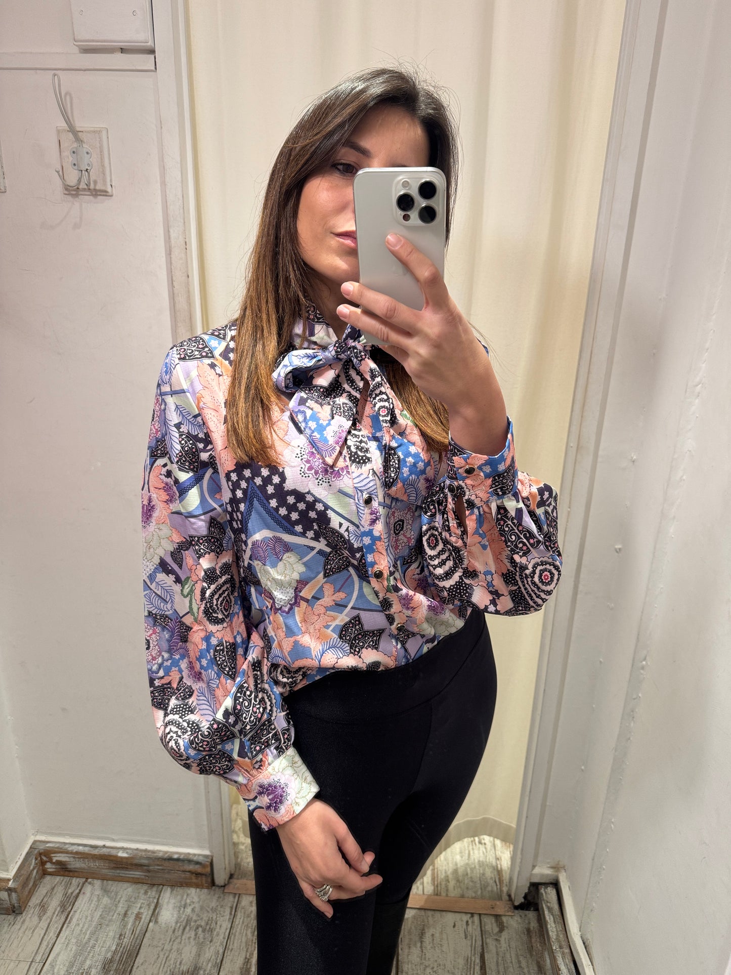 CAMICIA FANTASIA VIOLA CON FIOCCO