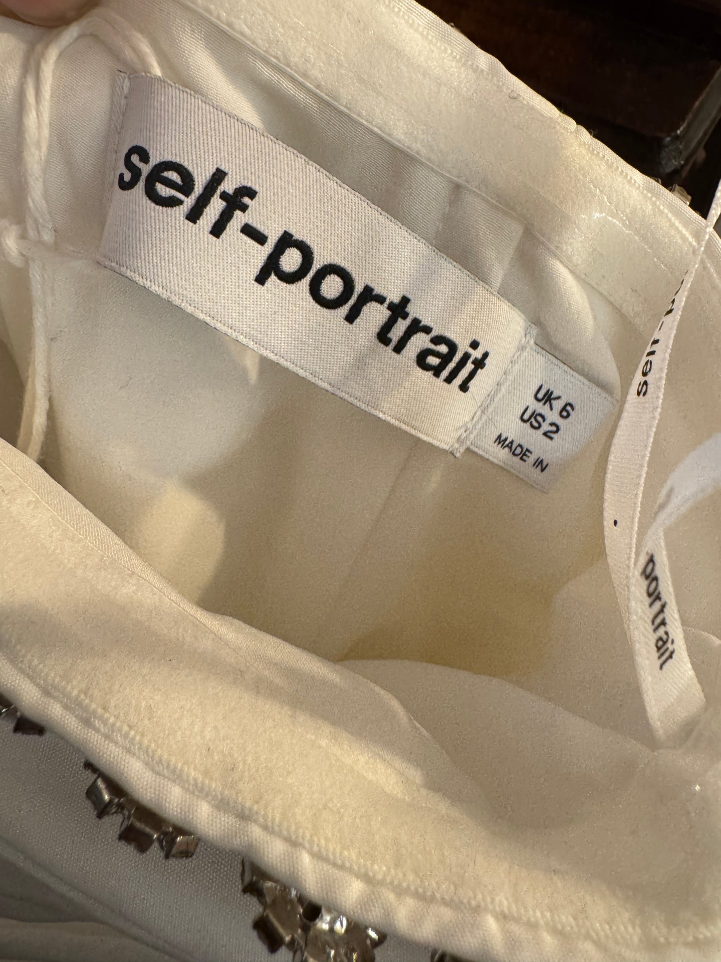 ABITO SELF-PORTRAIT BIANCO CON CRISTALLI