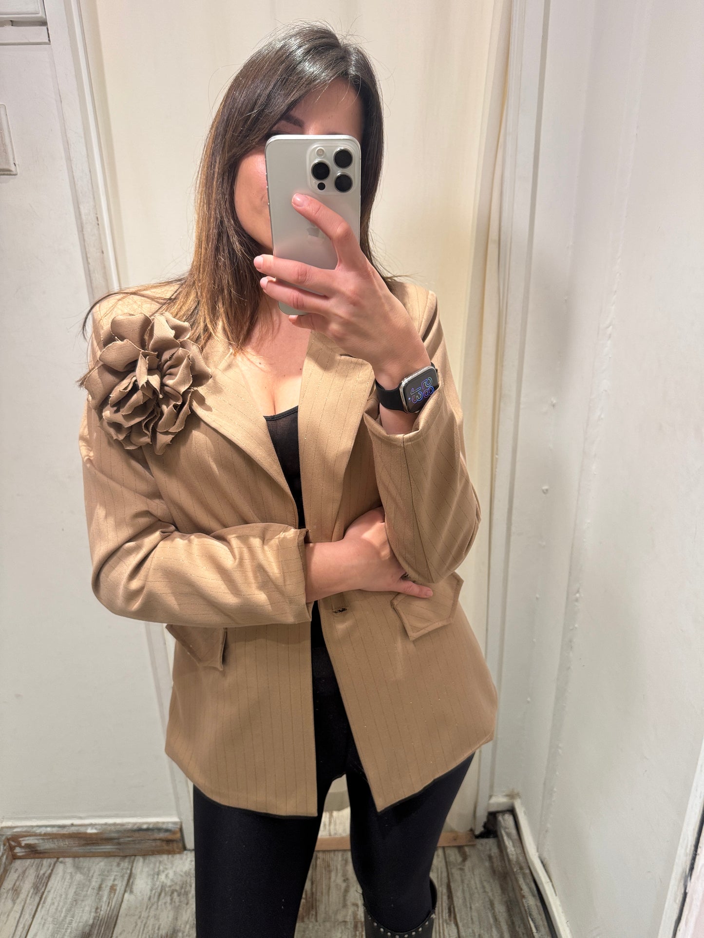 BLAZER OVER BISCOTTO GESSATO CON SPILLA