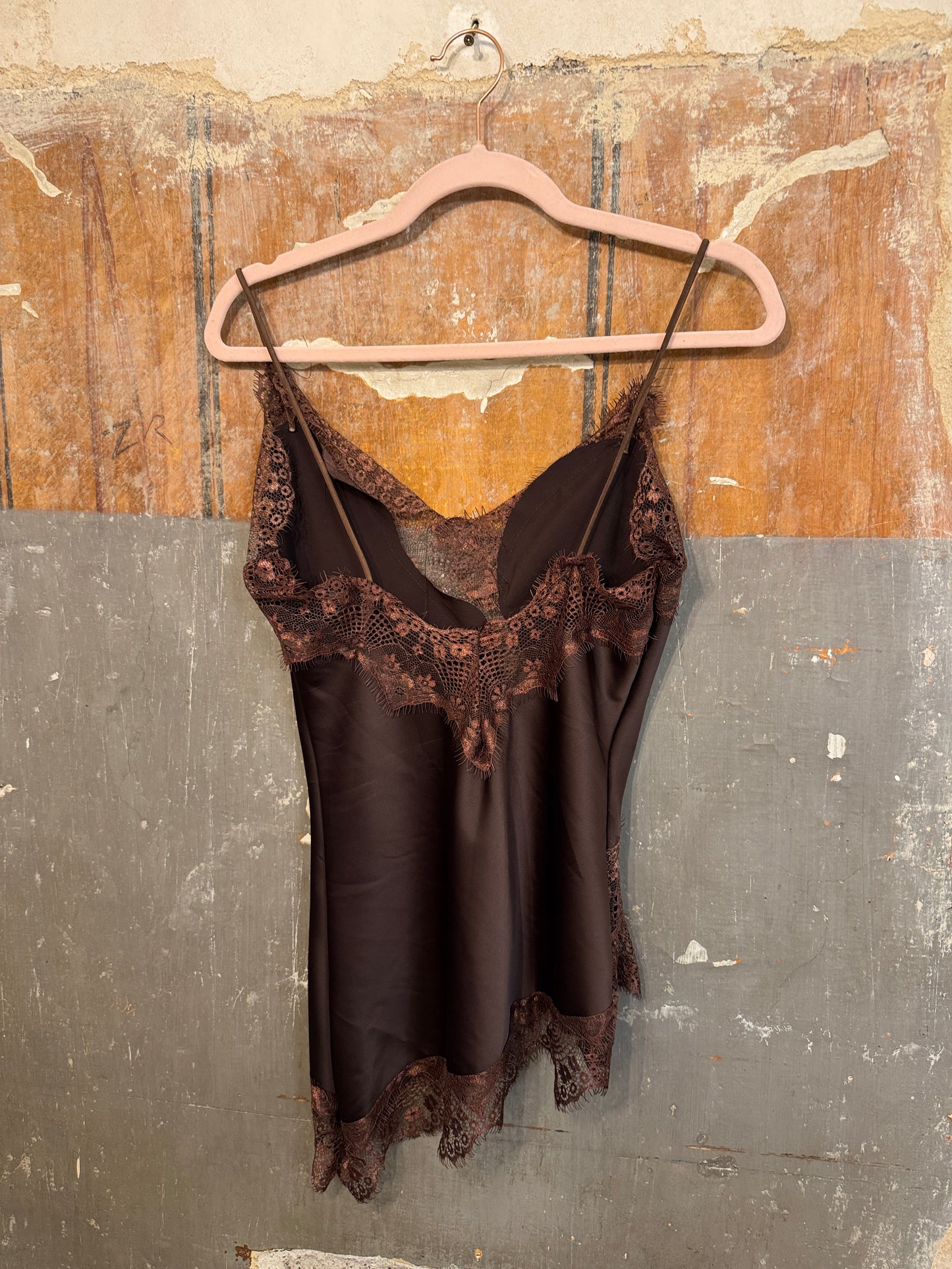 TOP SATIN CON INSERTI IN PIZZO