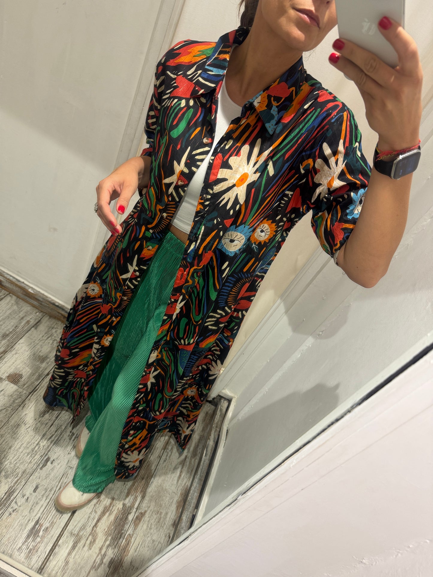 CAMICIONE NERO FANTASIA MULTICOLORE