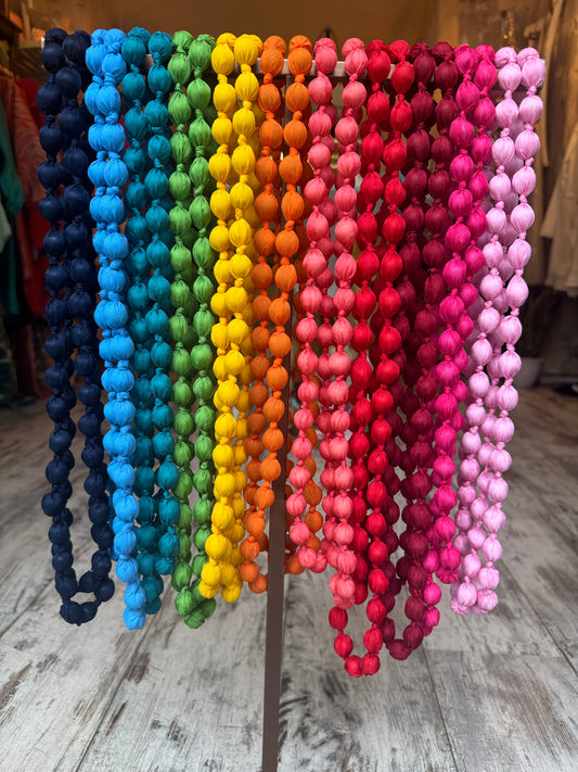COLLANA PALLINE TESSUTO