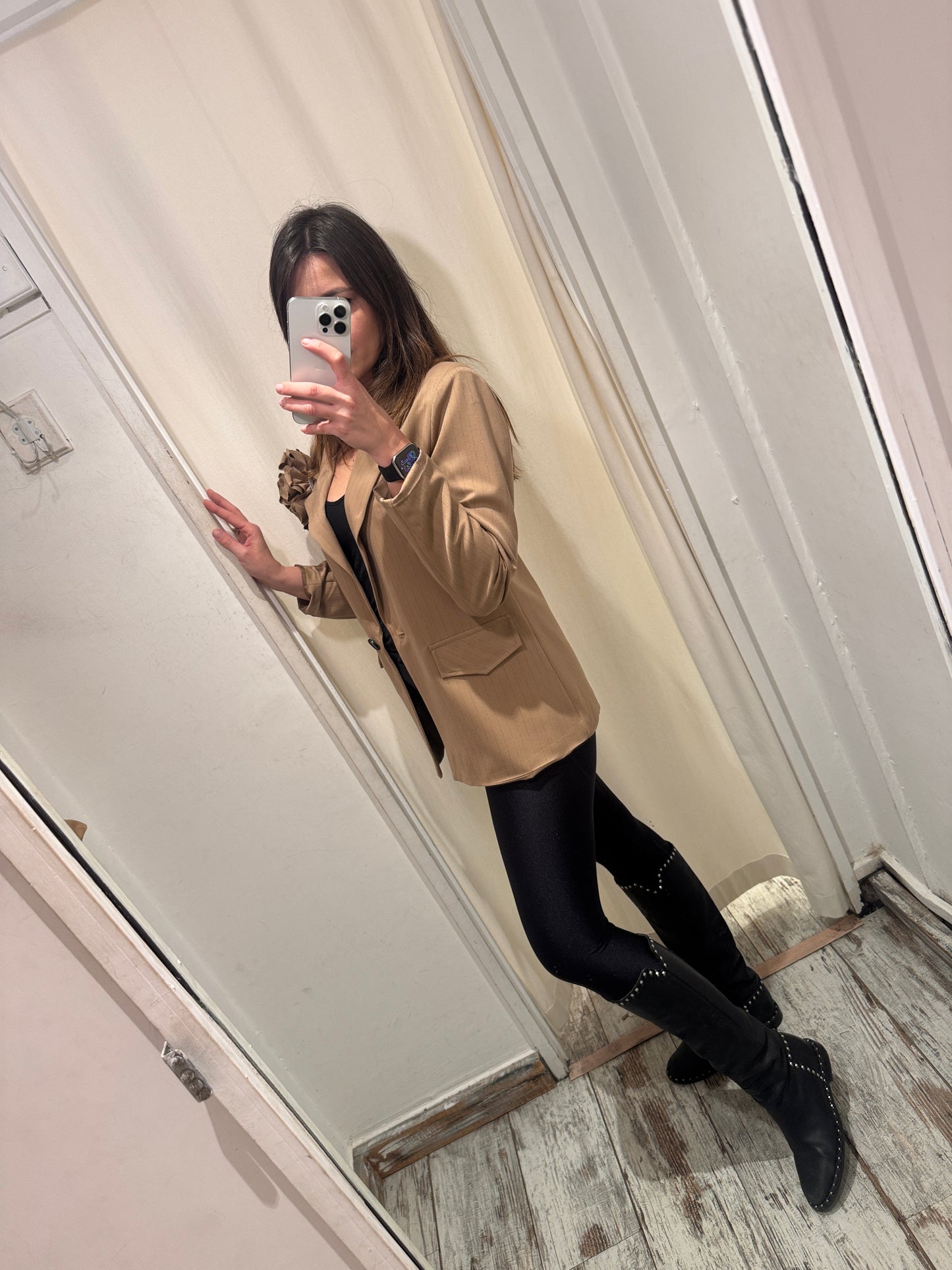 BLAZER OVER BISCOTTO GESSATO CON SPILLA