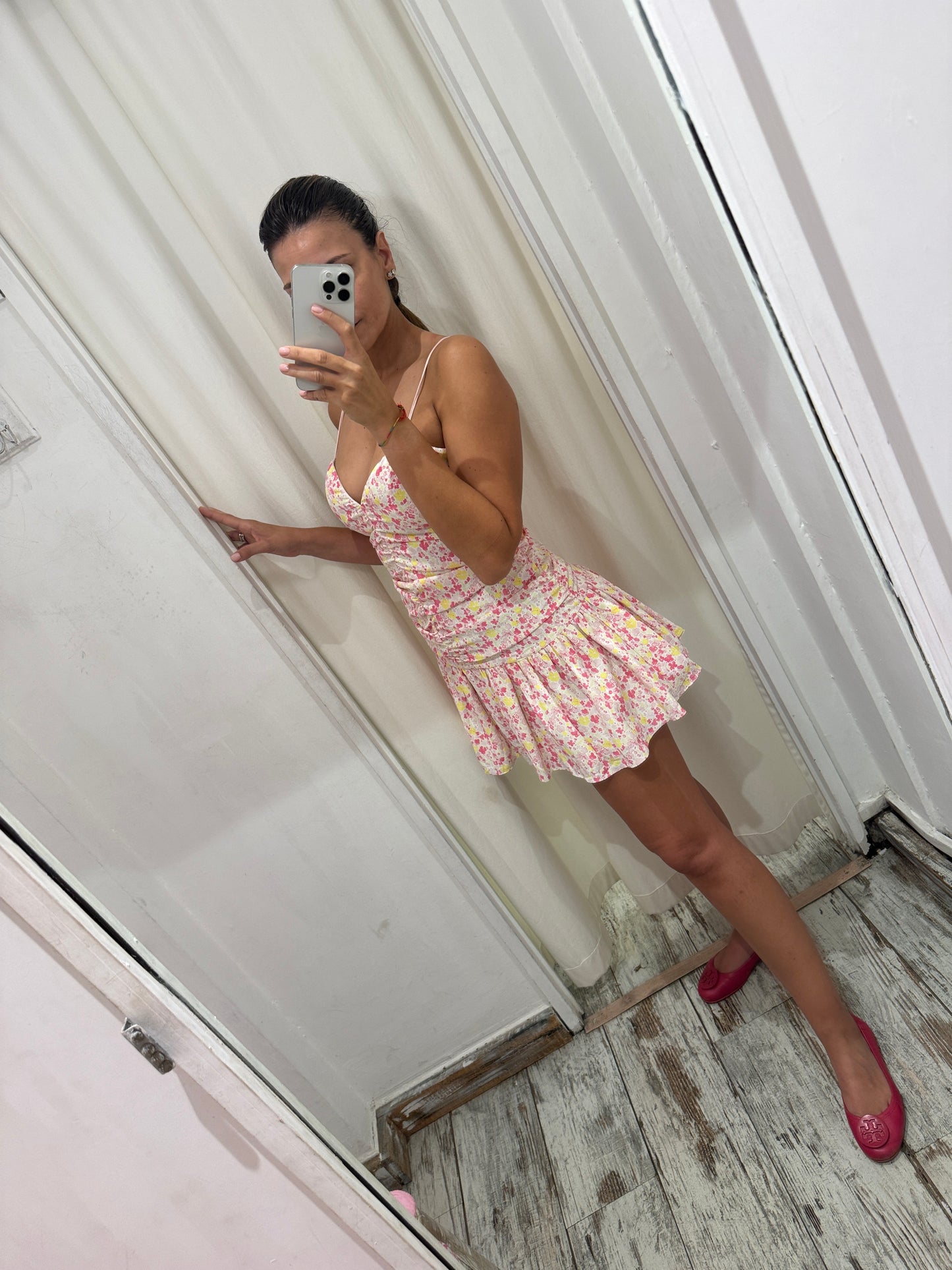 ABITO COLLECTIVE BIANCO FIORELLINI ROSA E GIALLI
