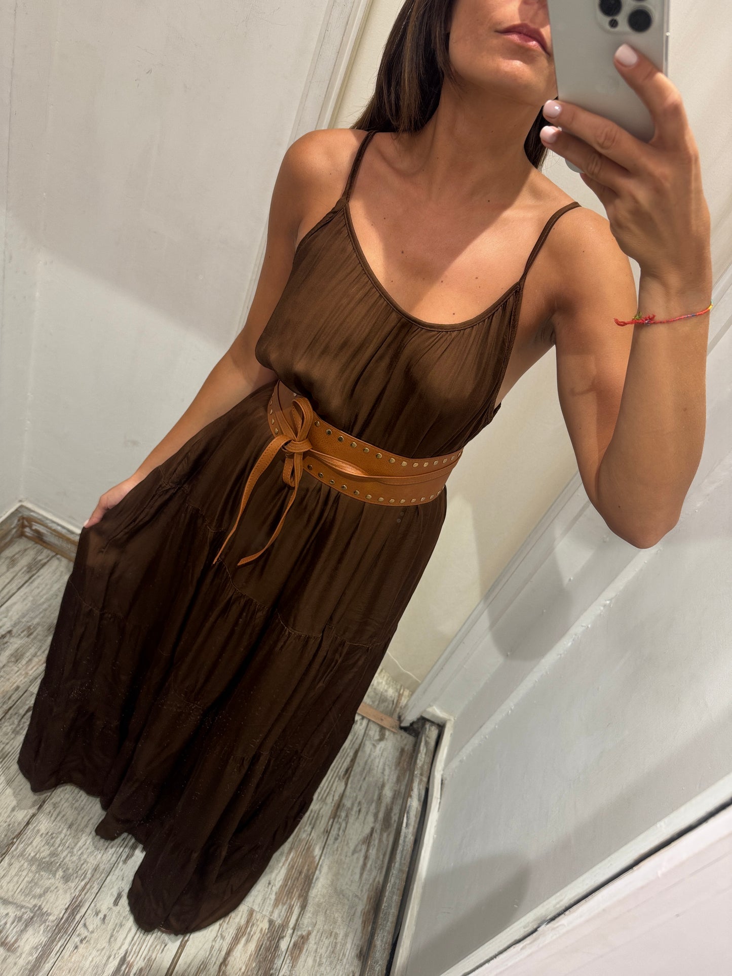 ABITO LUNGO SATIN MARRONE