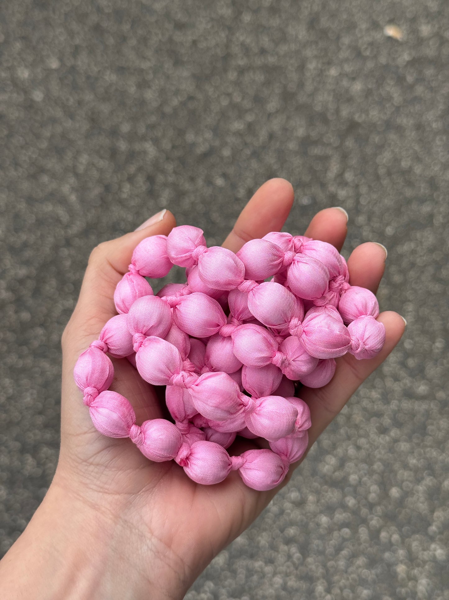 COLLANA PALLINE TESSUTO