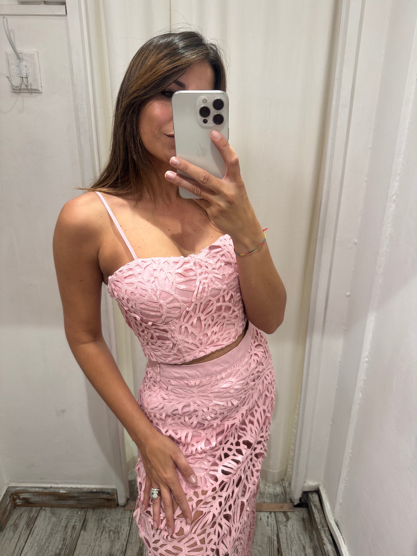 COORDINATO TOP E GONNA ROSA TRAFORATO
