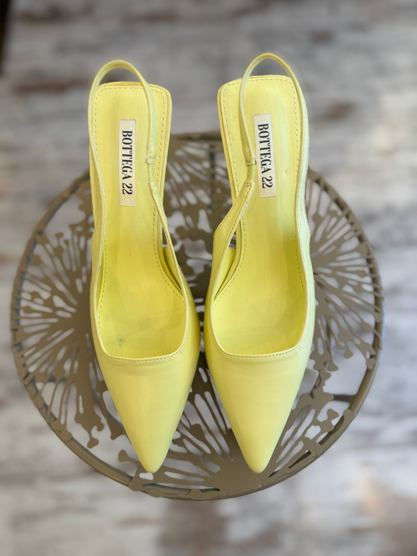DECOLLETE SLINGBACK LIME