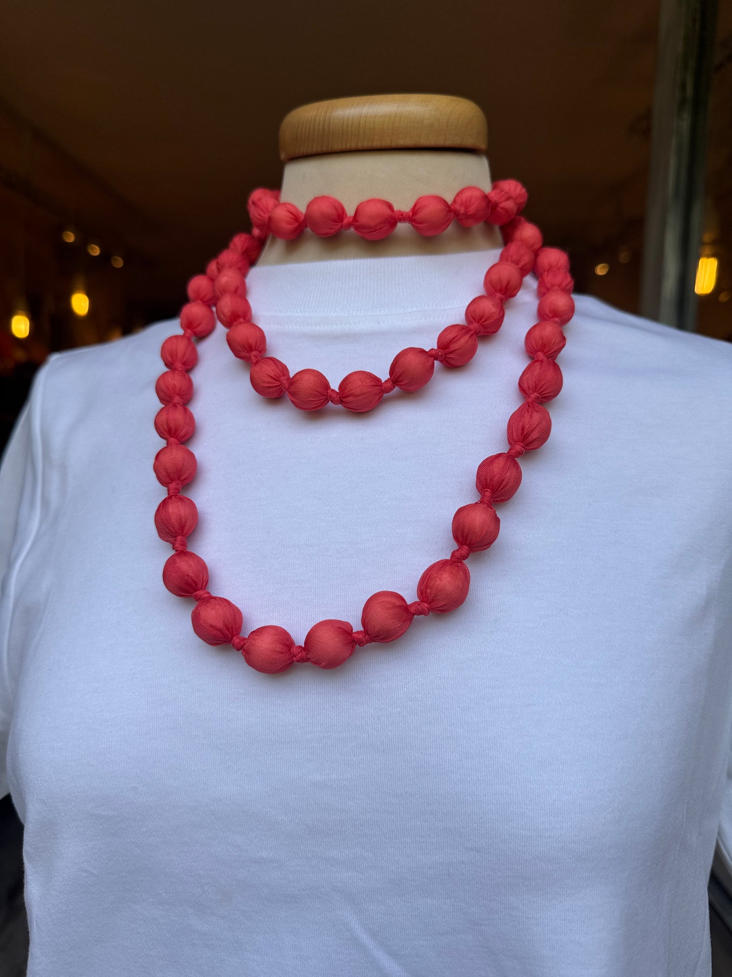 COLLANA PALLINE TESSUTO