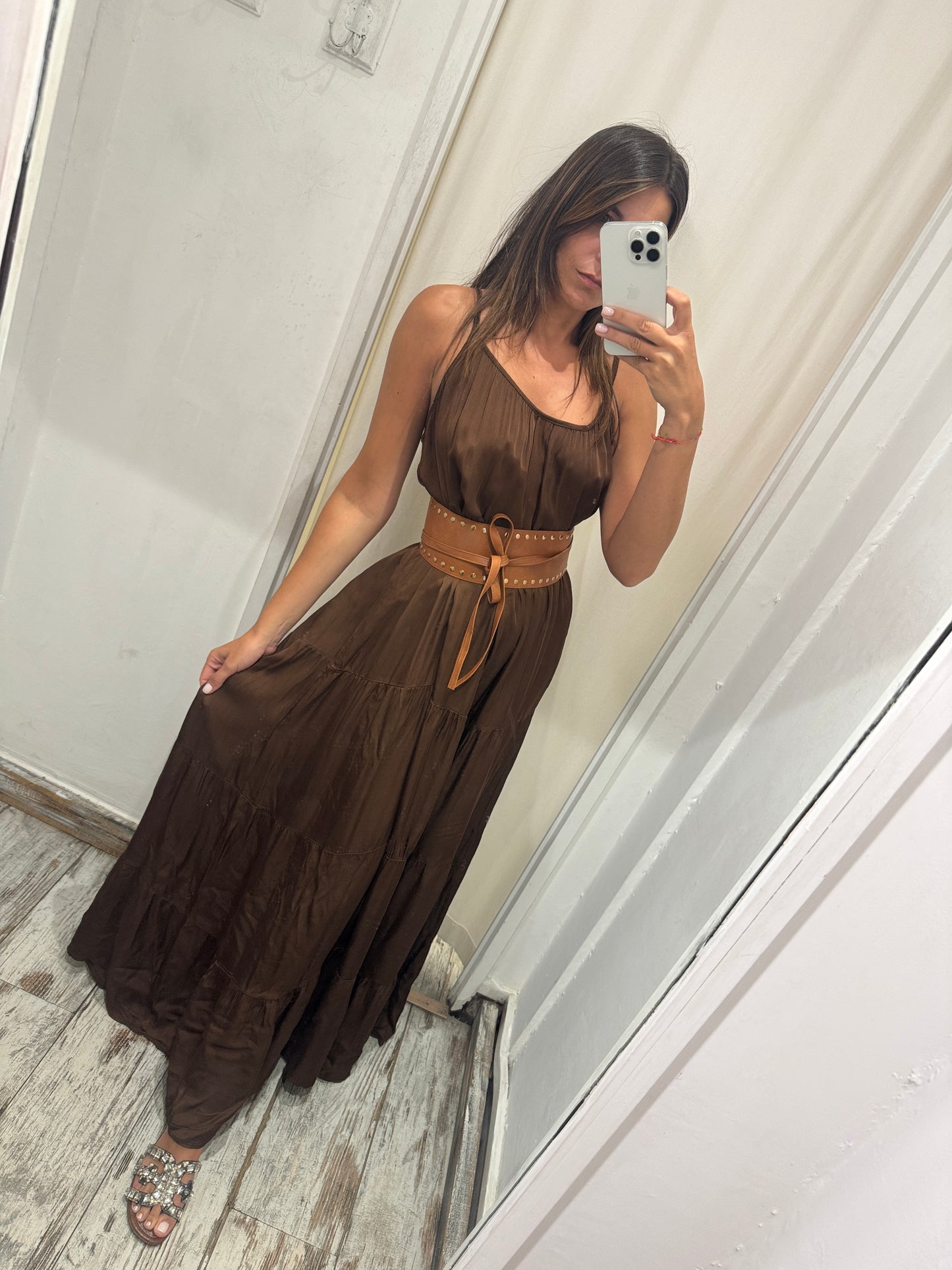 ABITO LUNGO SATIN MARRONE