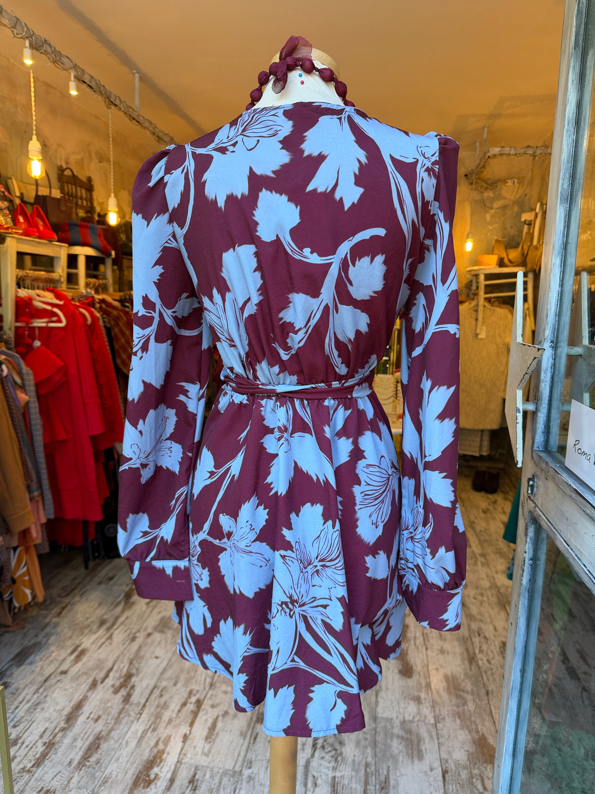 ABITO A PORTAFOGLIO BORDEAUX E CELESTE