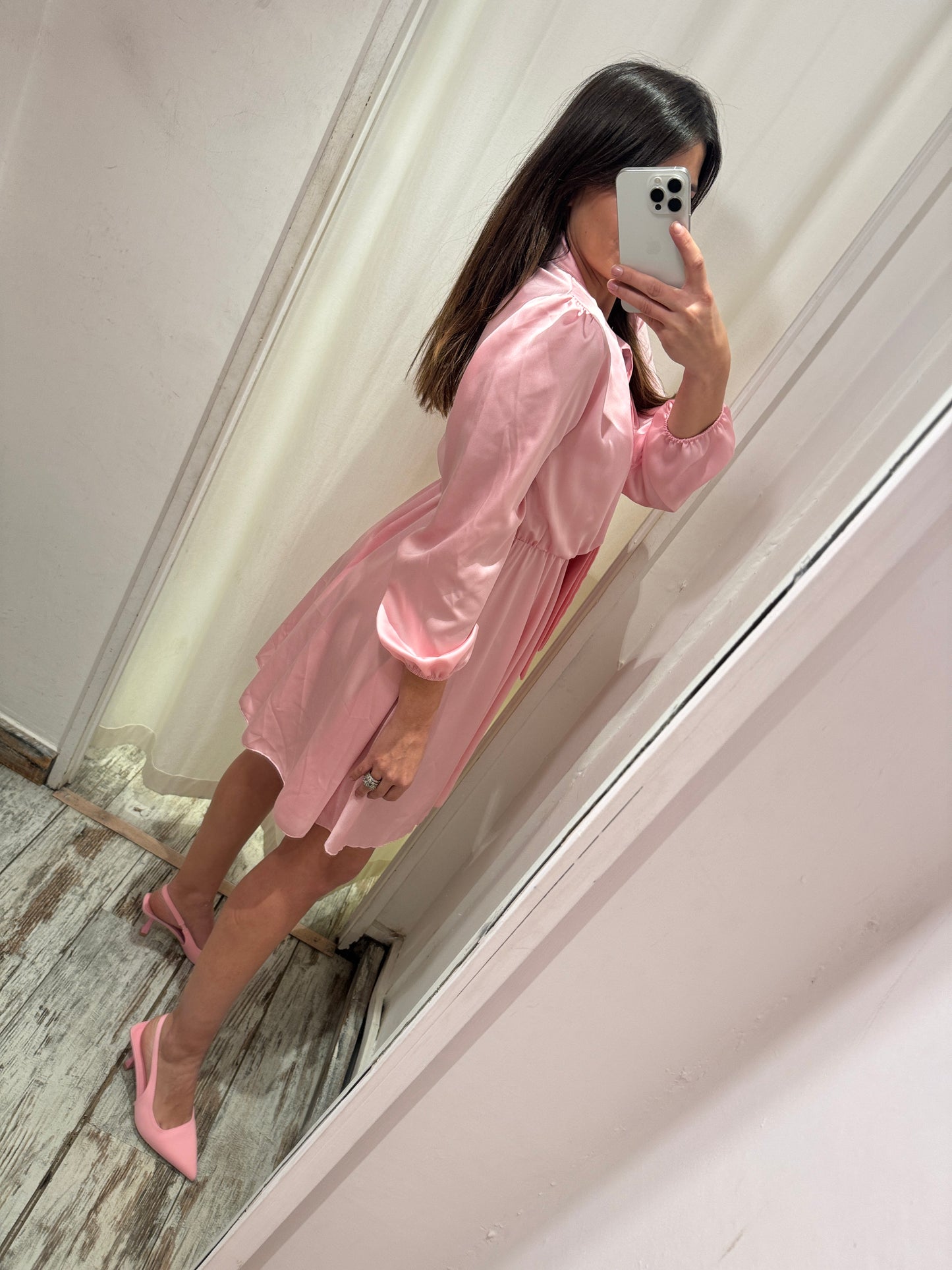 ABITO SATIN ROSA CON FIOCCO