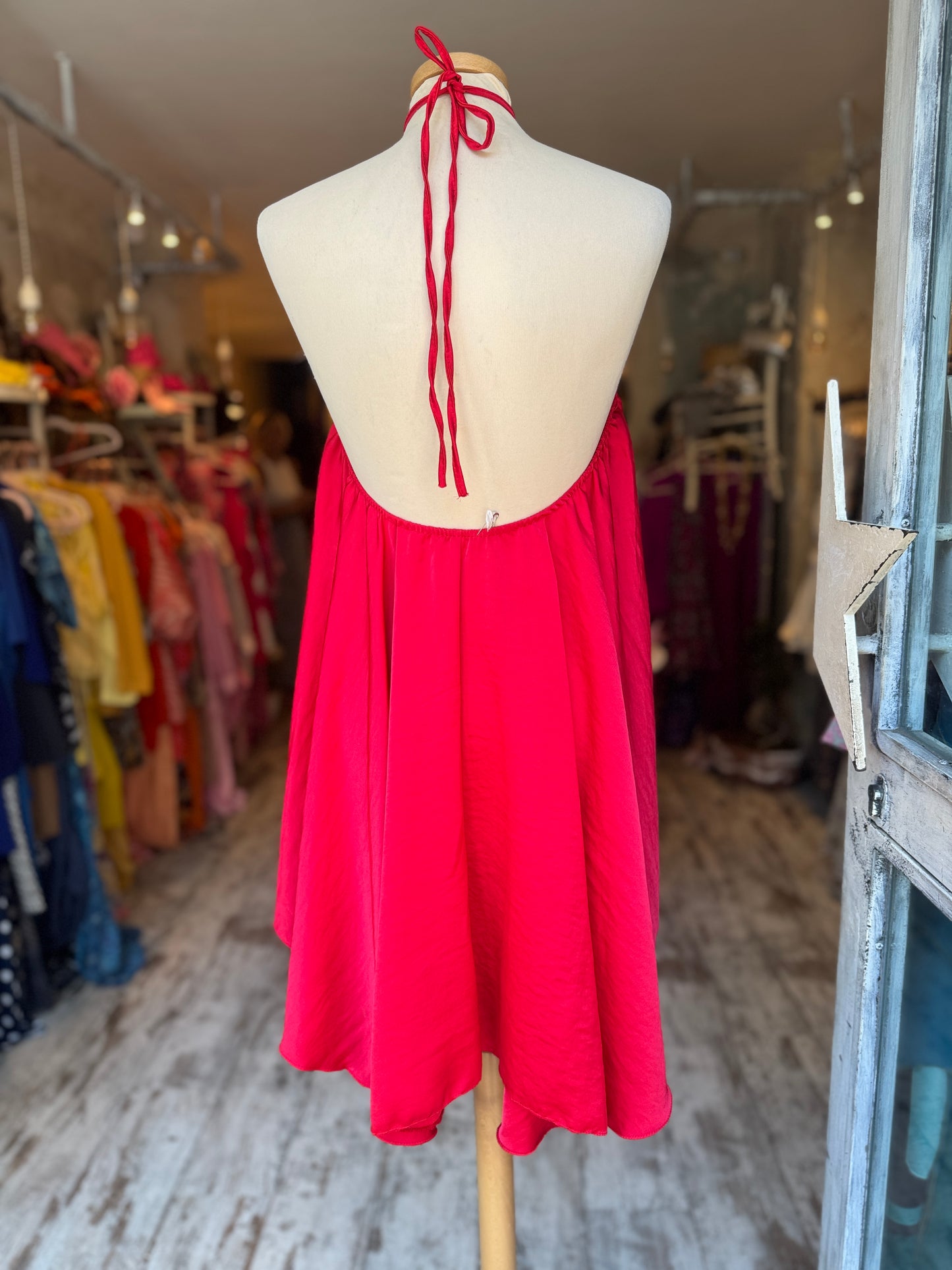 ABITO HALTER ASIMMETRICO ROSSO