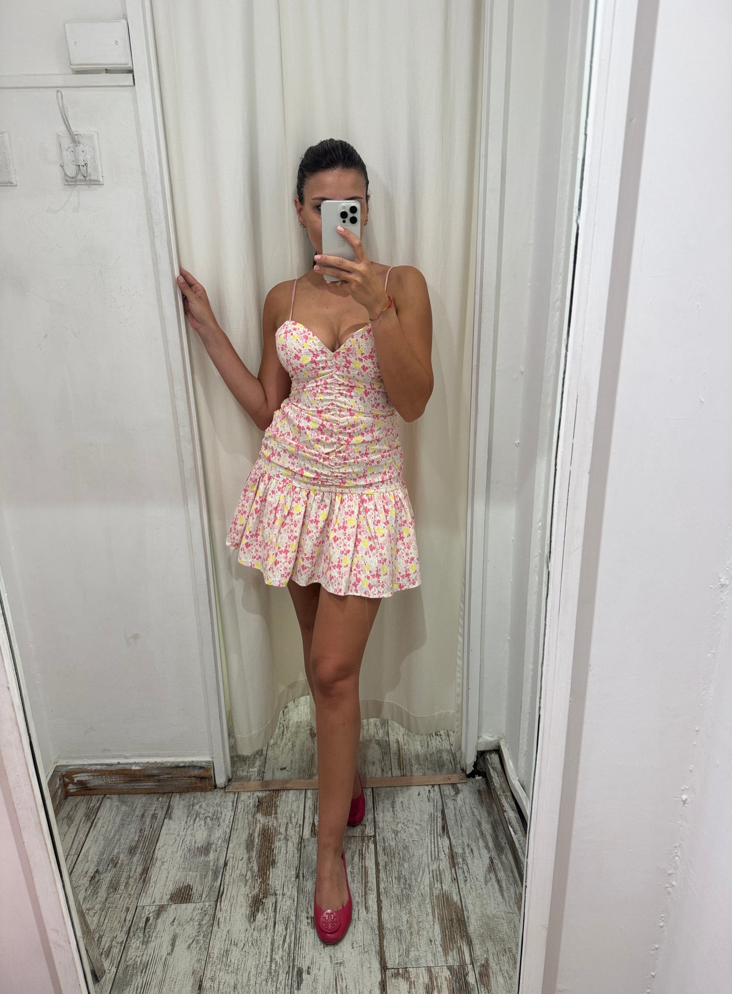 ABITO COLLECTIVE BIANCO FIORELLINI ROSA E GIALLI