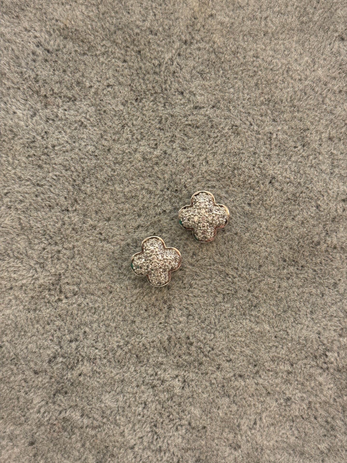 ORECCHINI A QUADRIFOGLIO CON ZIRCONI