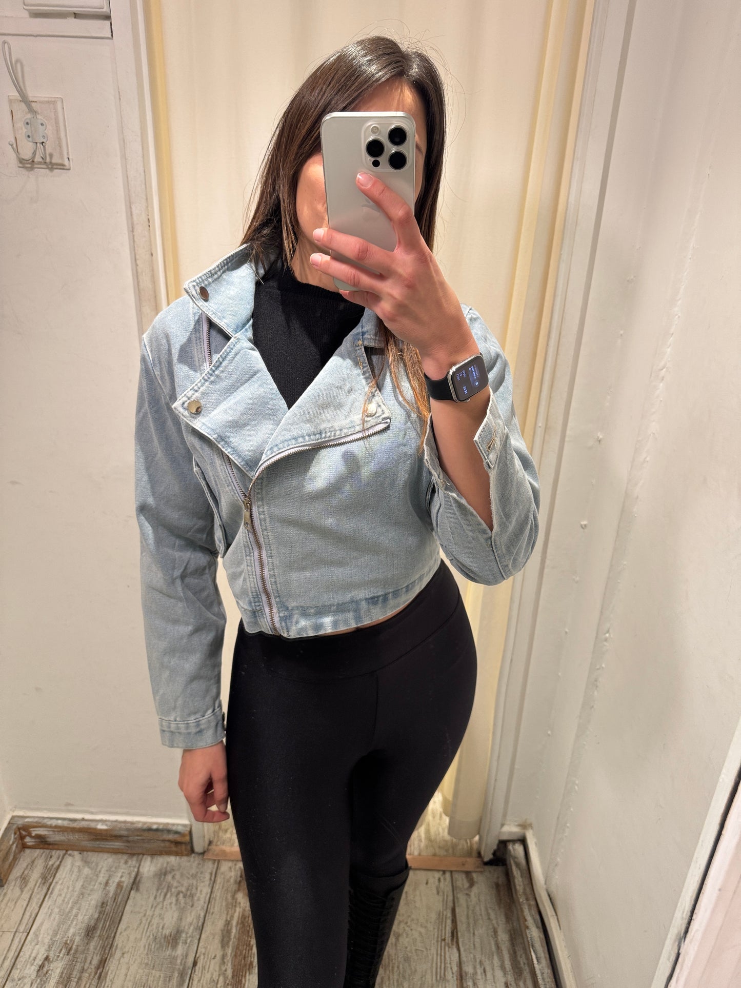 GIUBBINO CROP DENIM CON ZIP LATERALE TASCHE FINTE