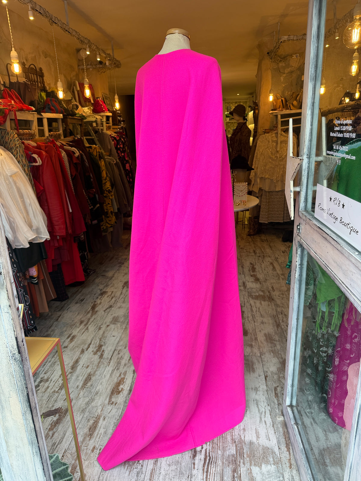 MANTELLA VALENTINO FUCSIA CON CODA