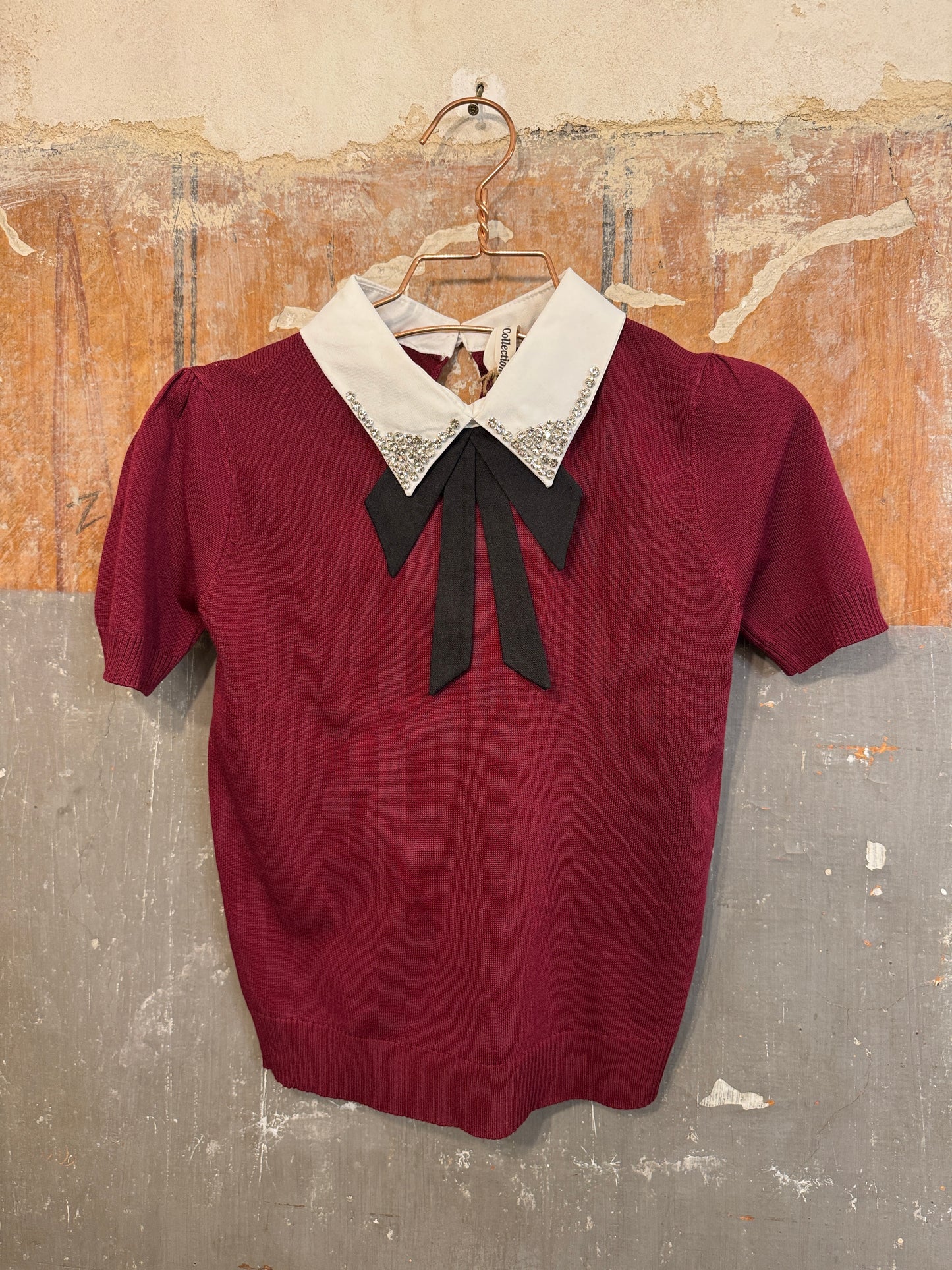 MAGLIA COLLETTO E FIOCCO BORDEAUX