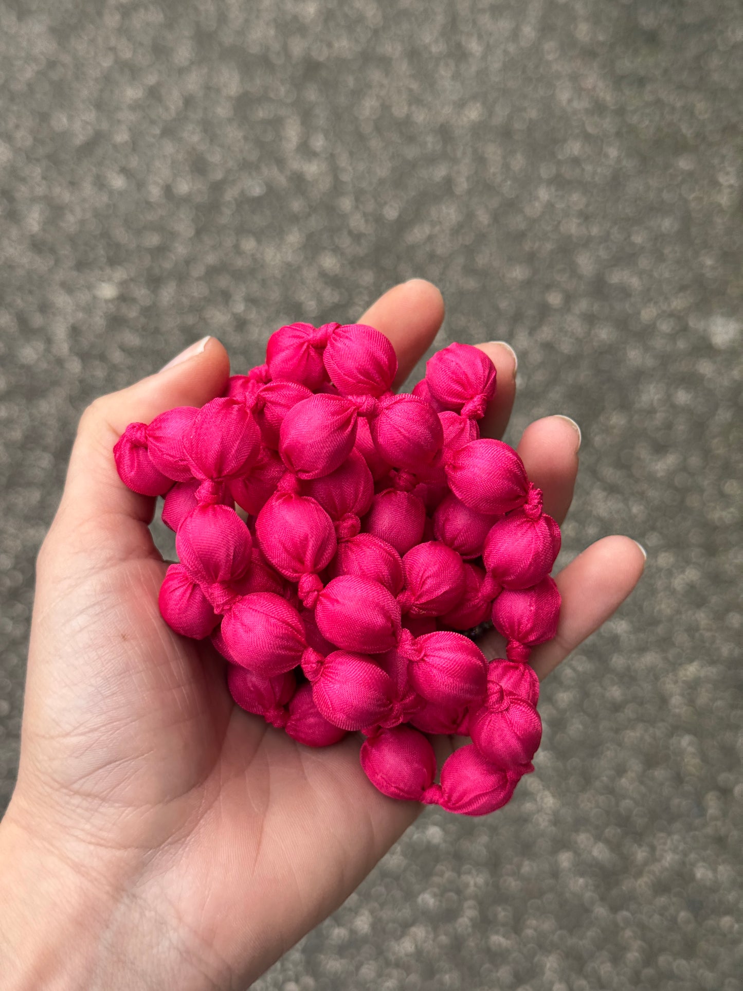 COLLANA PALLINE TESSUTO