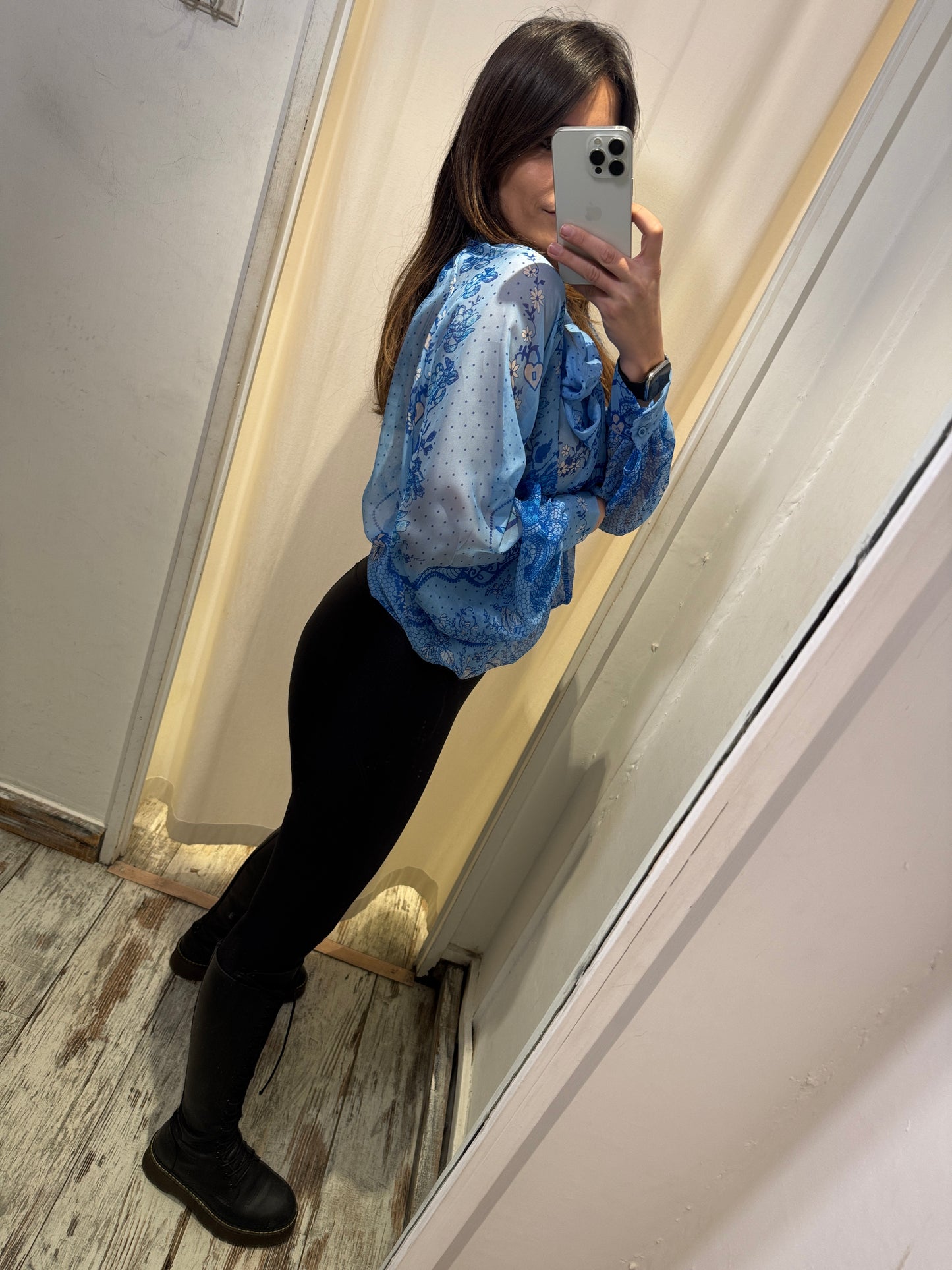BLUSA CELESTE FANTASIA AZZURRA CON FIOCCO
