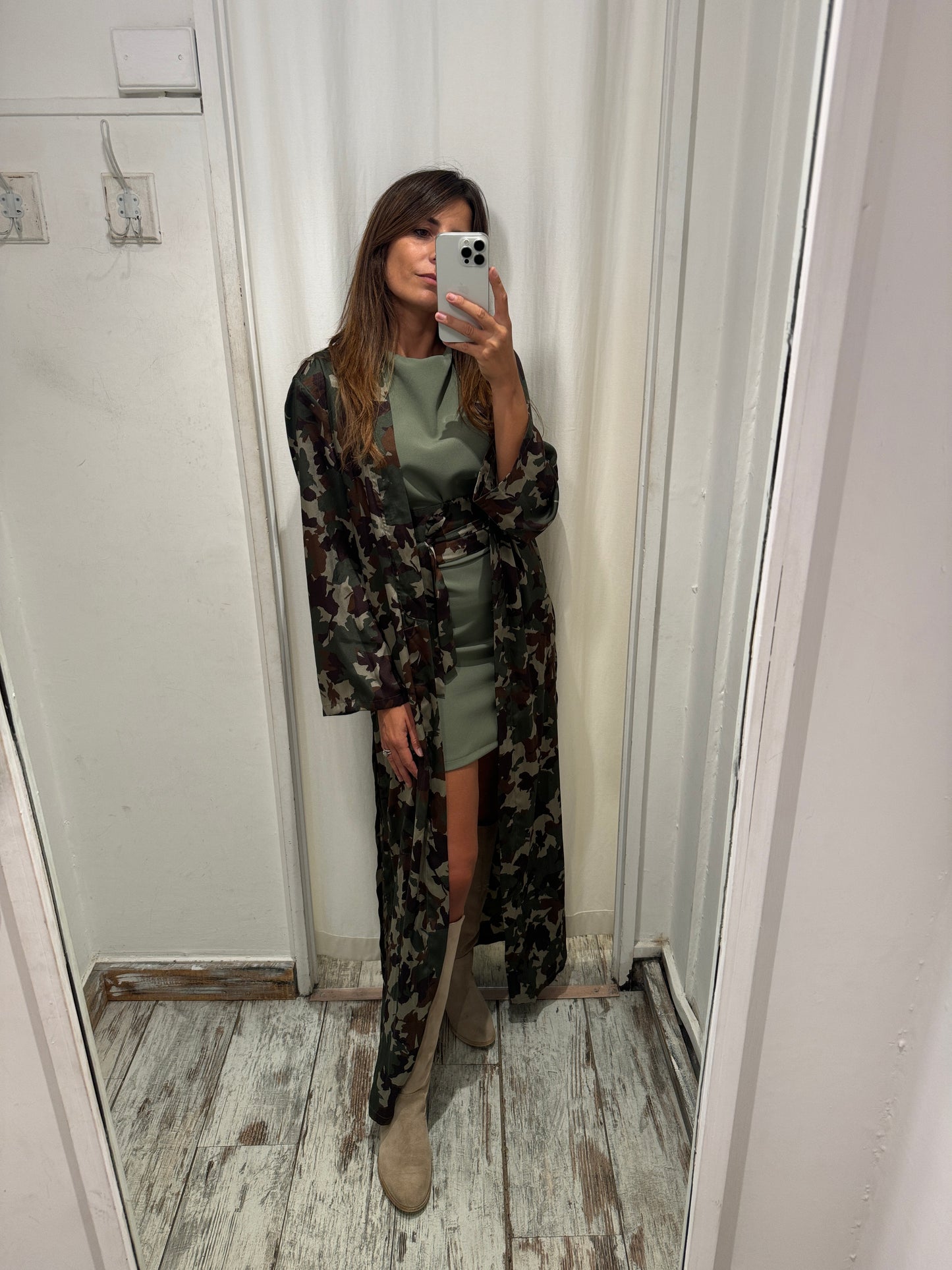 KIMONO PONCHIA CAMOUFLAGE CON CINTURA