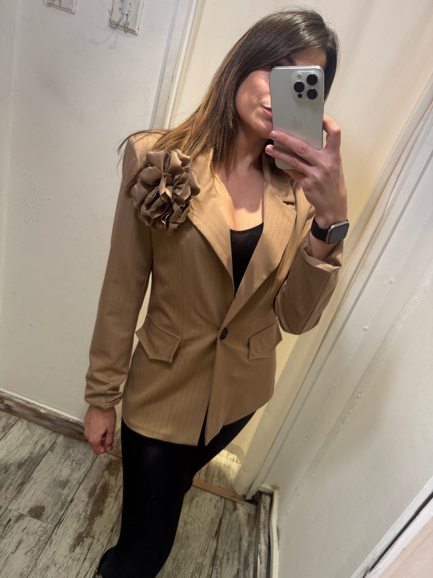 BLAZER OVER BISCOTTO GESSATO CON SPILLA