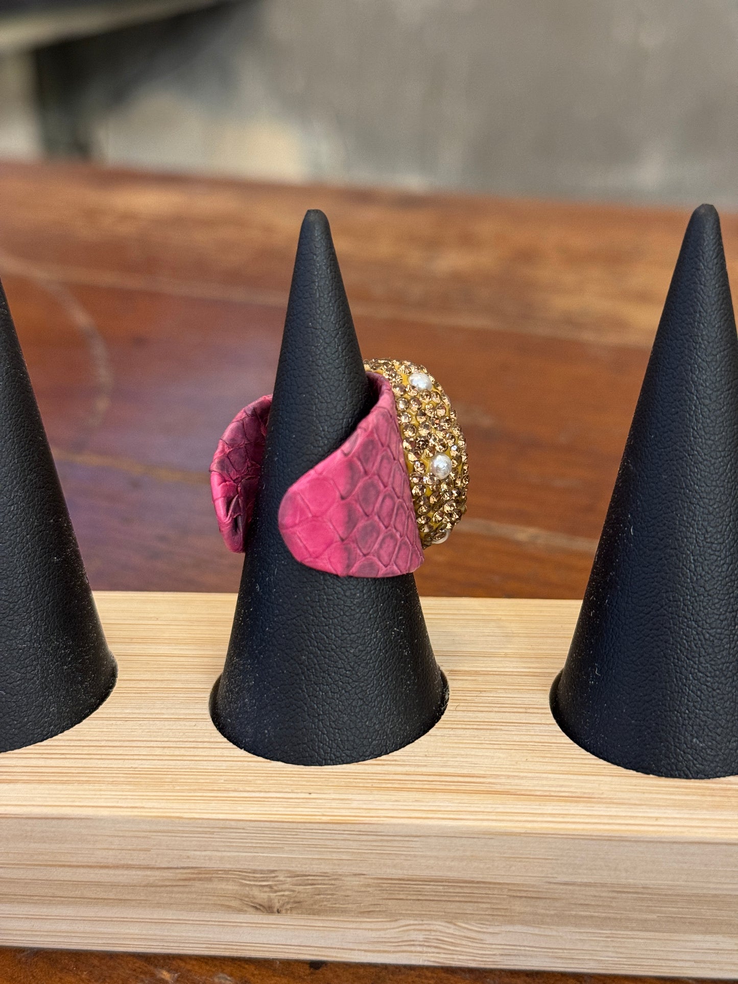 ANELLO RAME E PIETRA