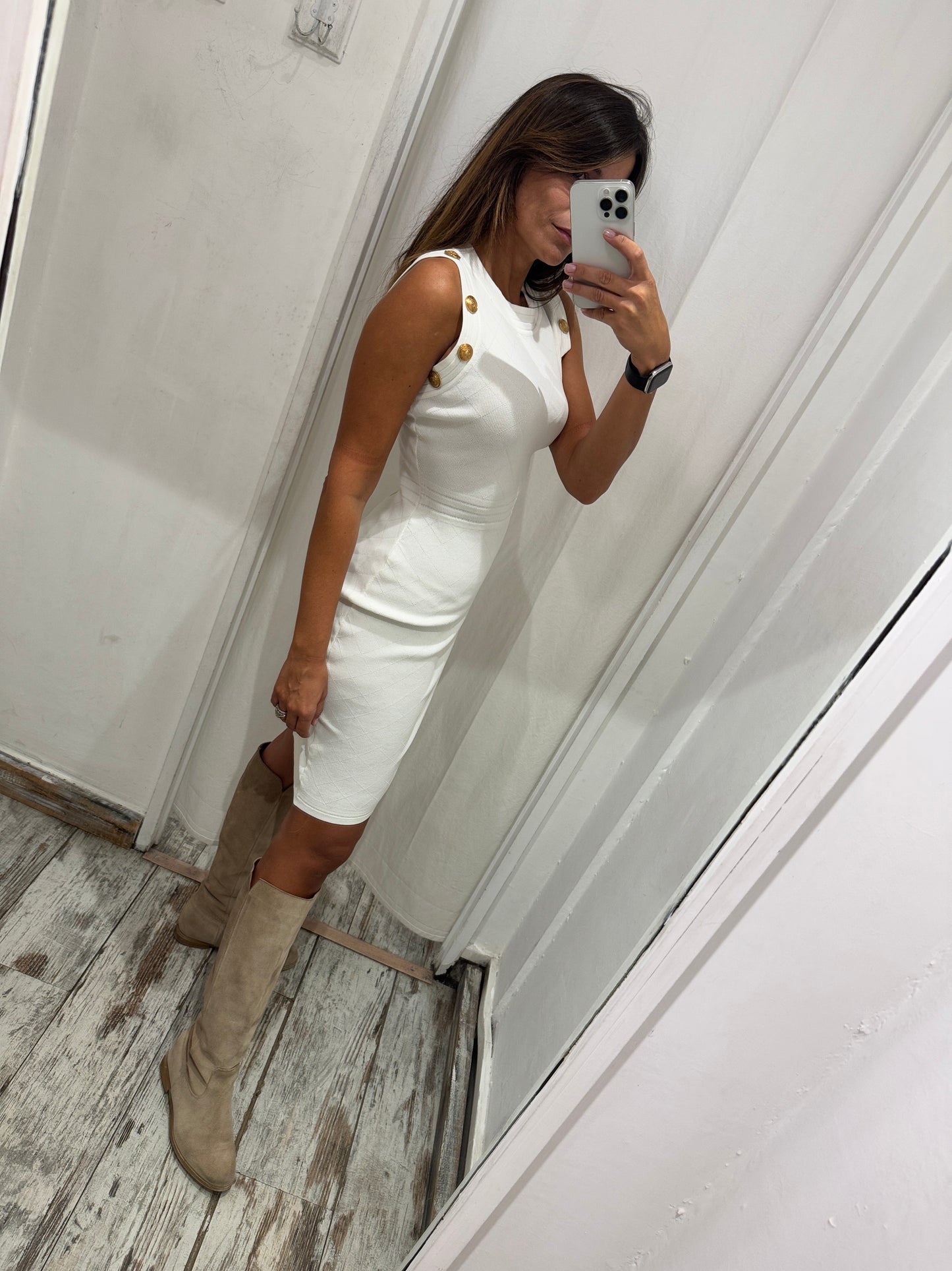 ABITO BELLA BARNETT BIANCO CON BOTTONI ORO