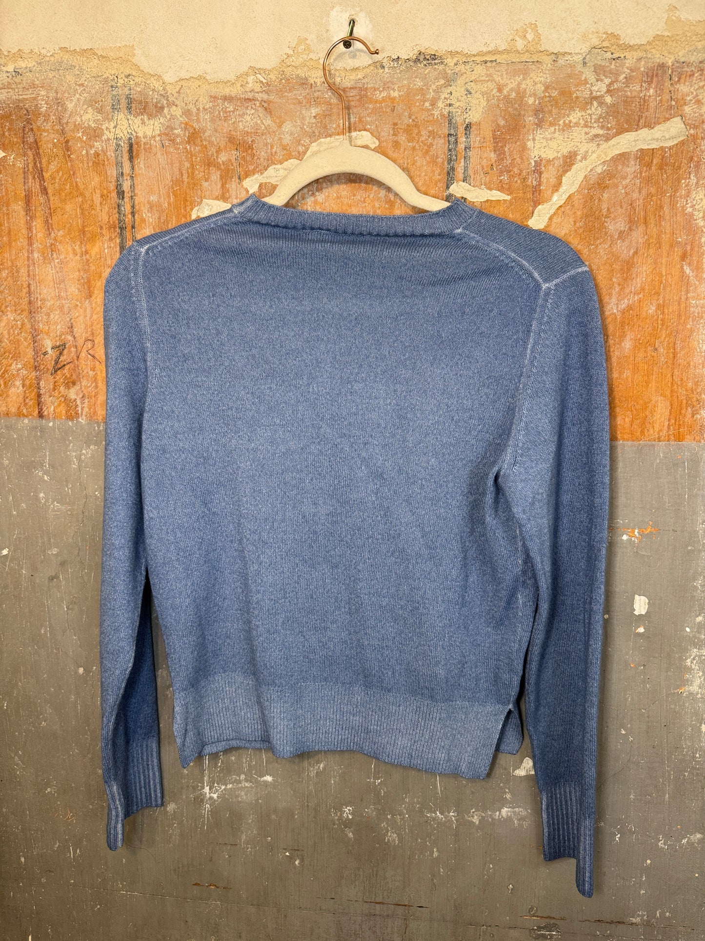 MAGLIA BASE CELESTE