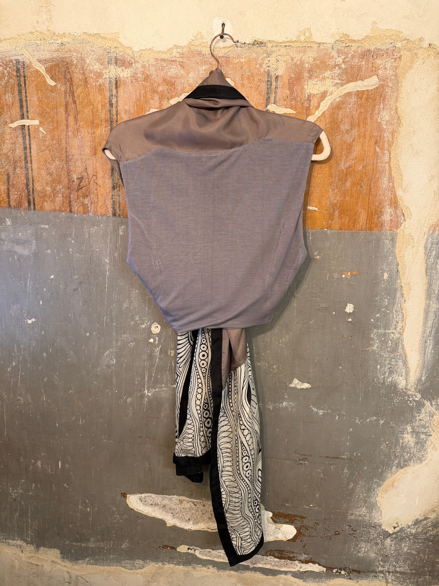 NEW COLLECTION - GILET MALIPARMI IN SETA