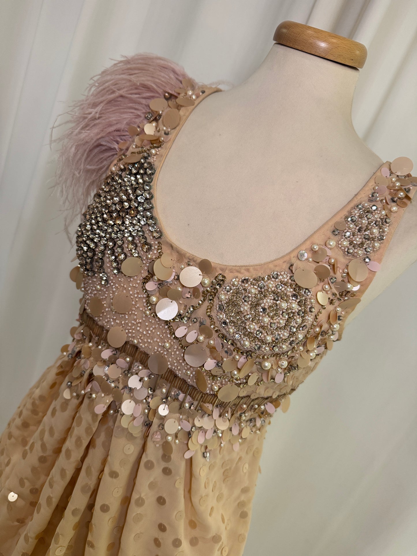 ABITO ELISABETTA FRANCHI CIPRIA CON RICAMI E PAILLETTES