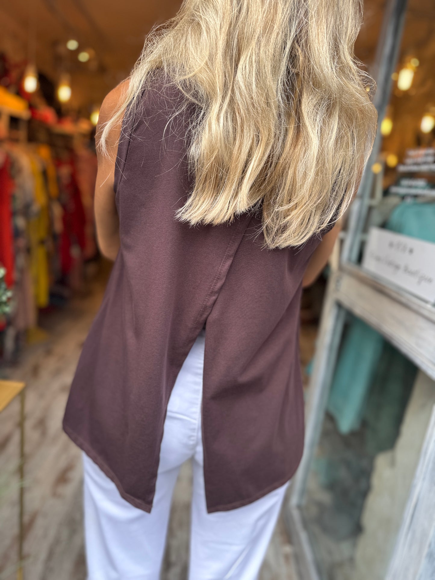 MAGLIA SPILLA FIORE MARRONE