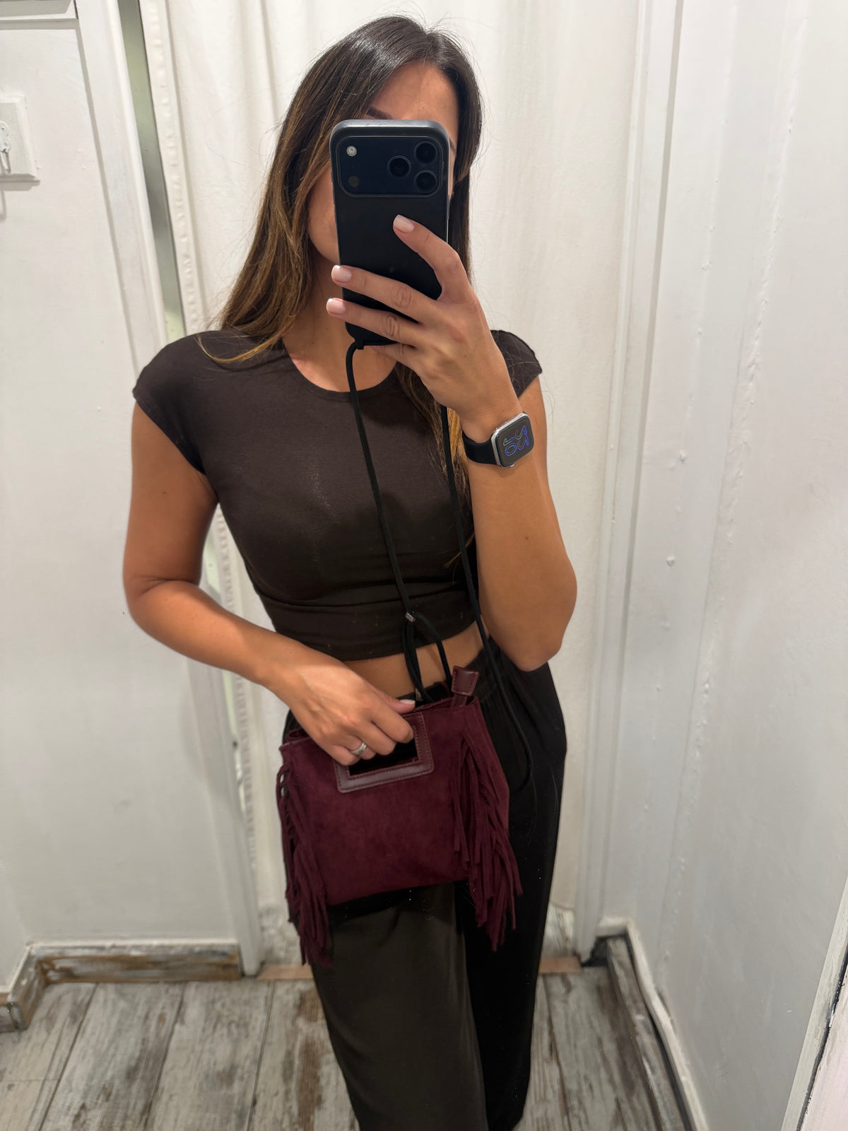 MINI BAG QUADRATA CON FRANGE BORDEAUX