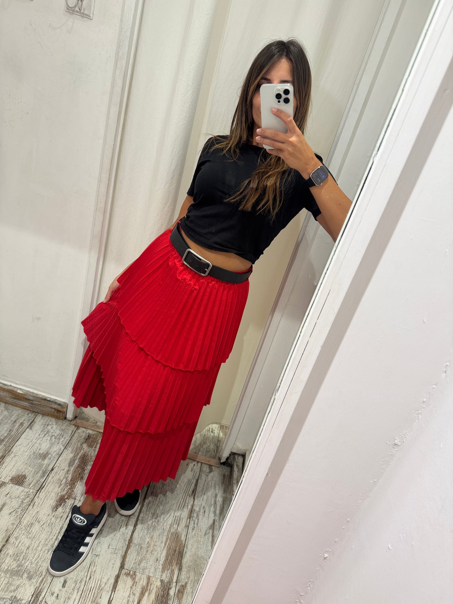 GONNA TENSIONE IN BALZE ROSSE PLISSÈ