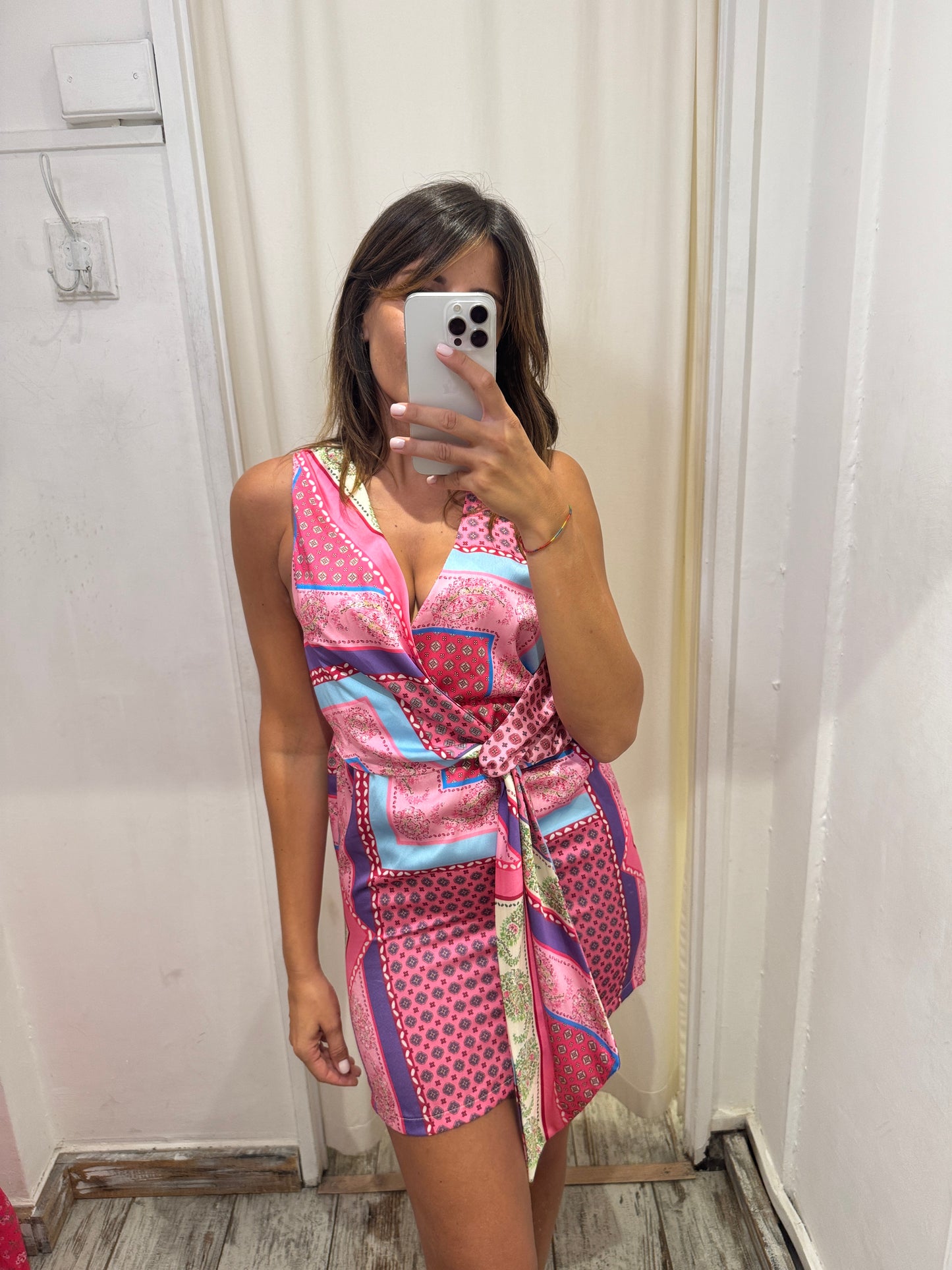 ABITO STAMPA BANDANA ROSA