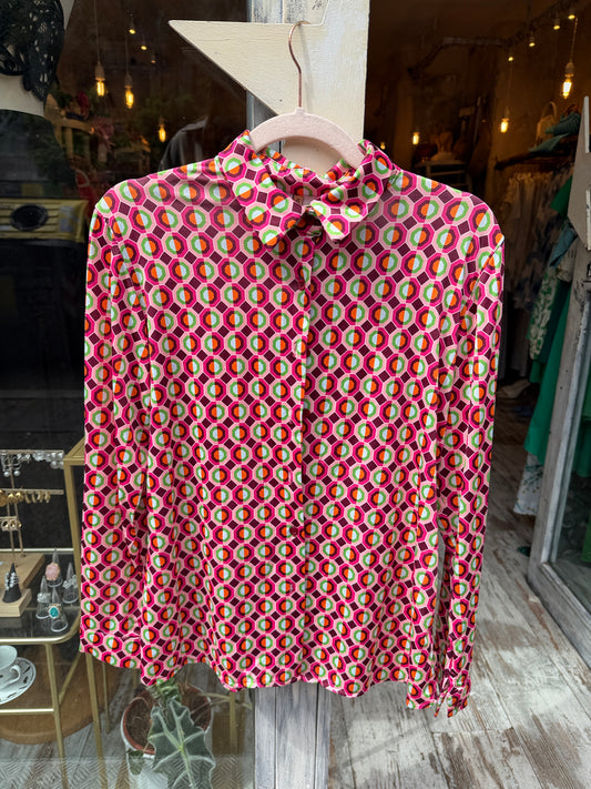 NEW COLLECTION - CAMICIA GEOMETRICA FUCSIA E VERDE LYCRA