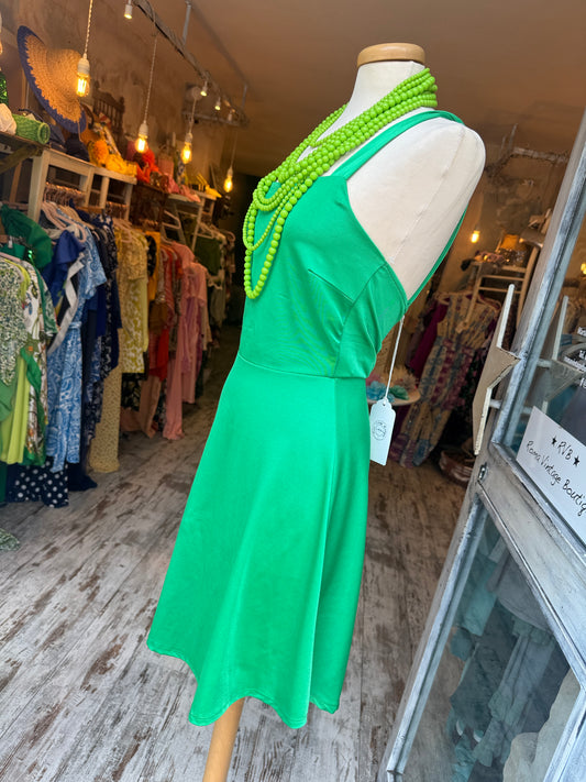 ABITO VERDE LYCRA CORTO