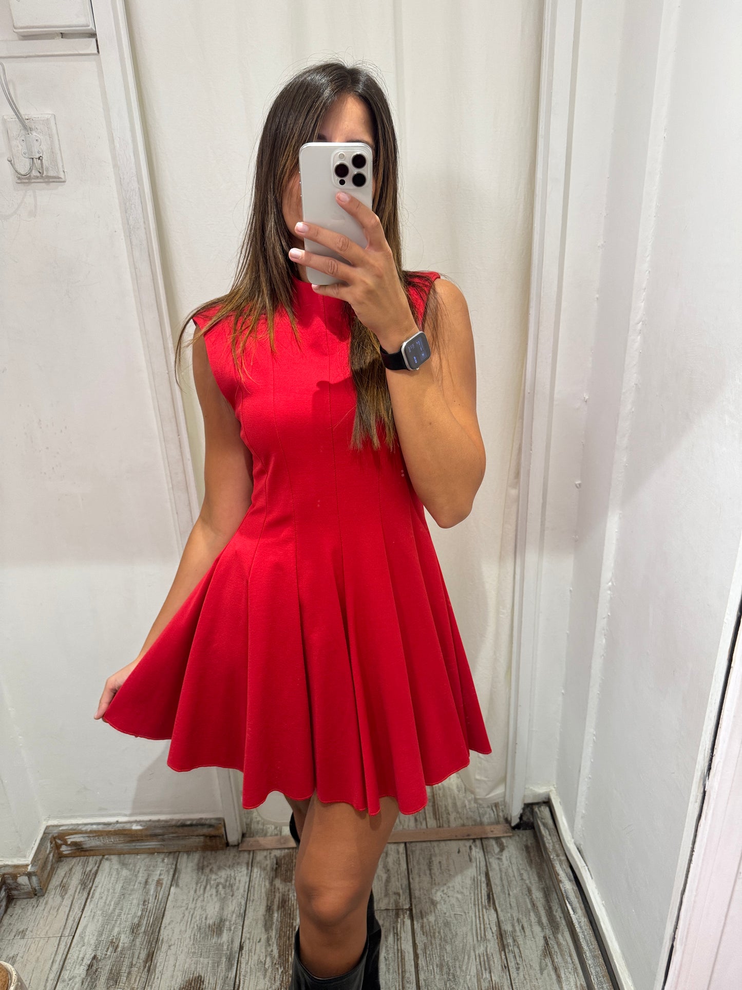 ABITO ROSSO GONNA A RUOTA