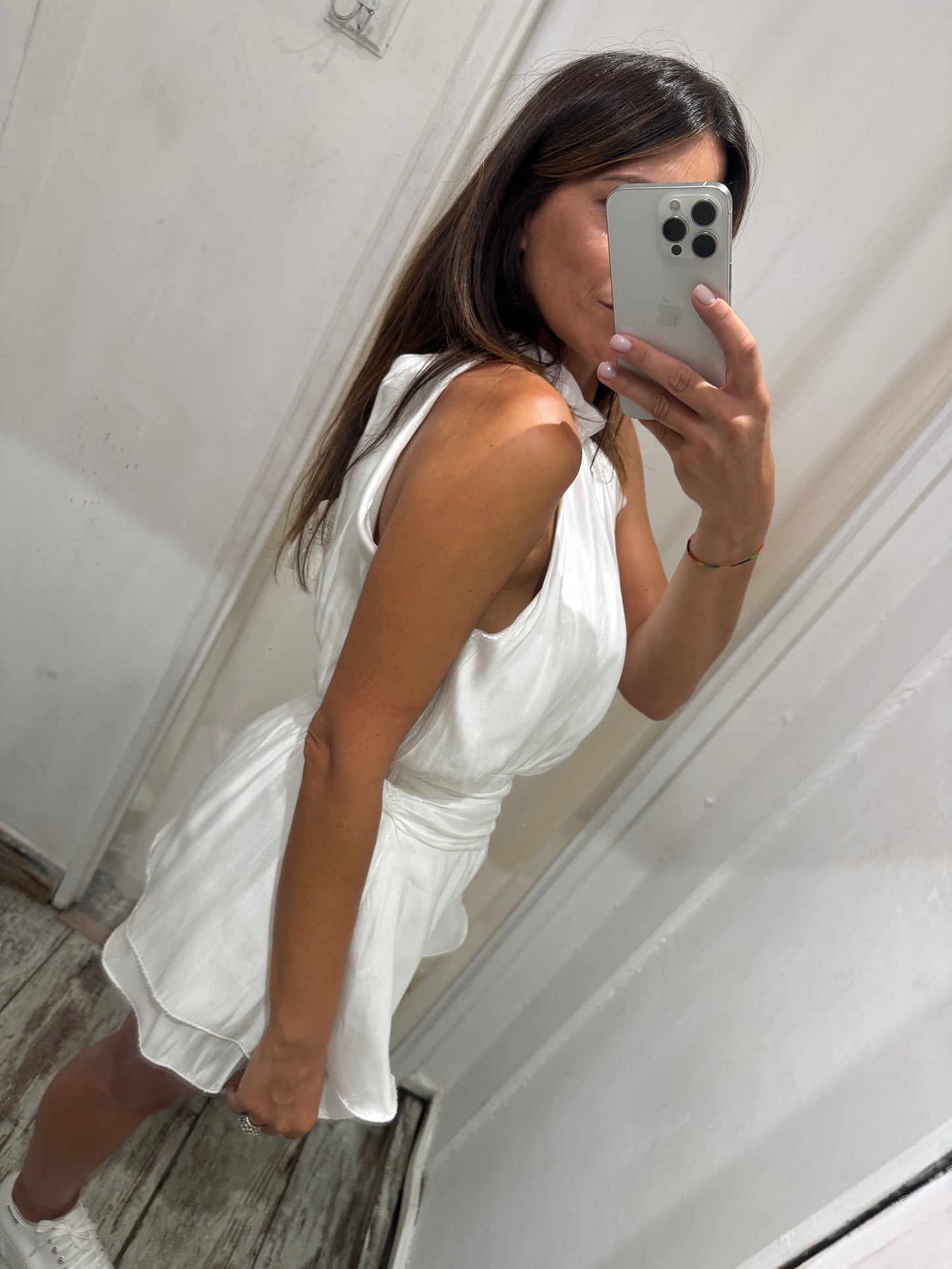 ABITO/TUTA CORTO BIANCO SATIN