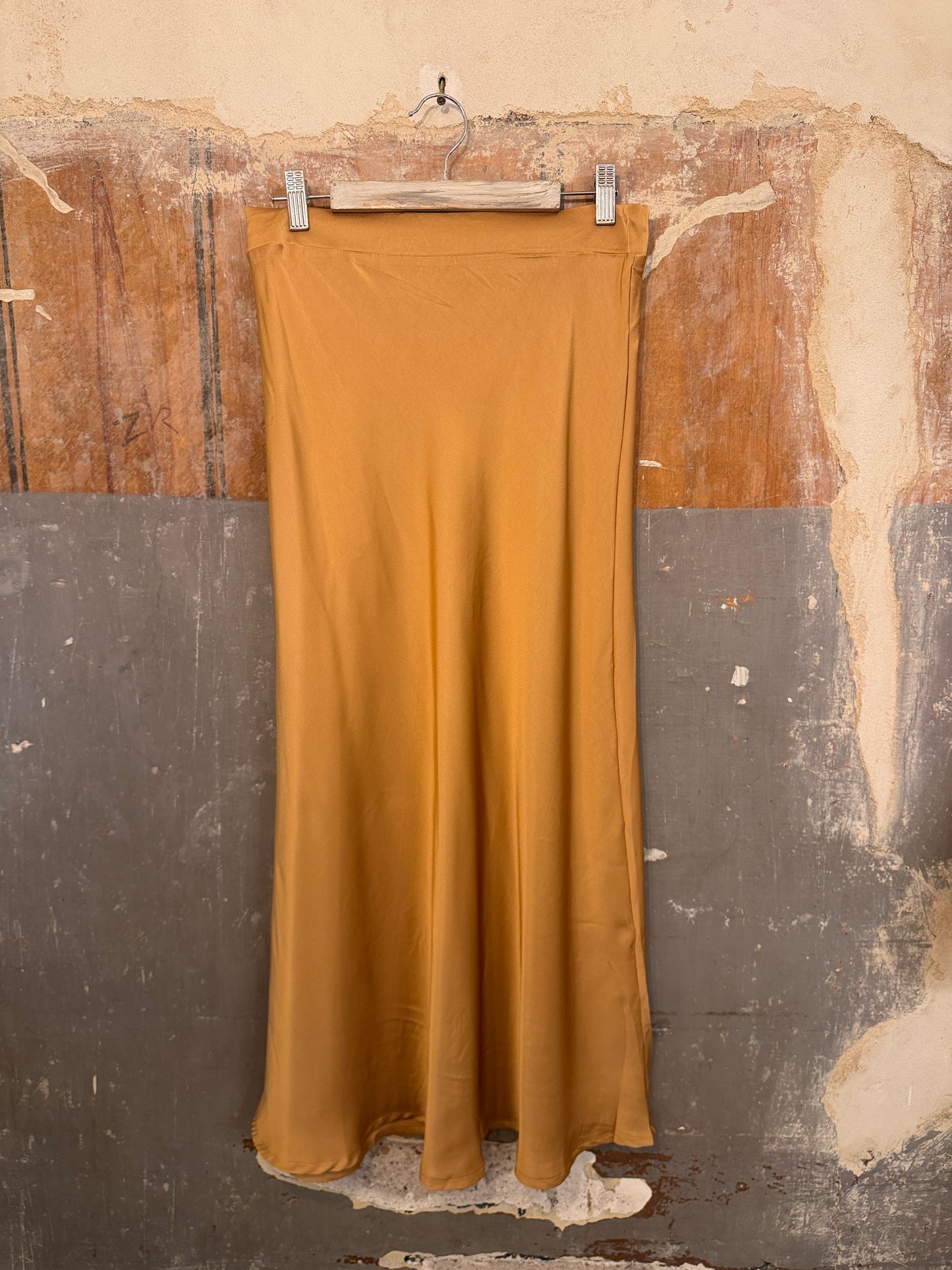 GONNA SATIN ORO