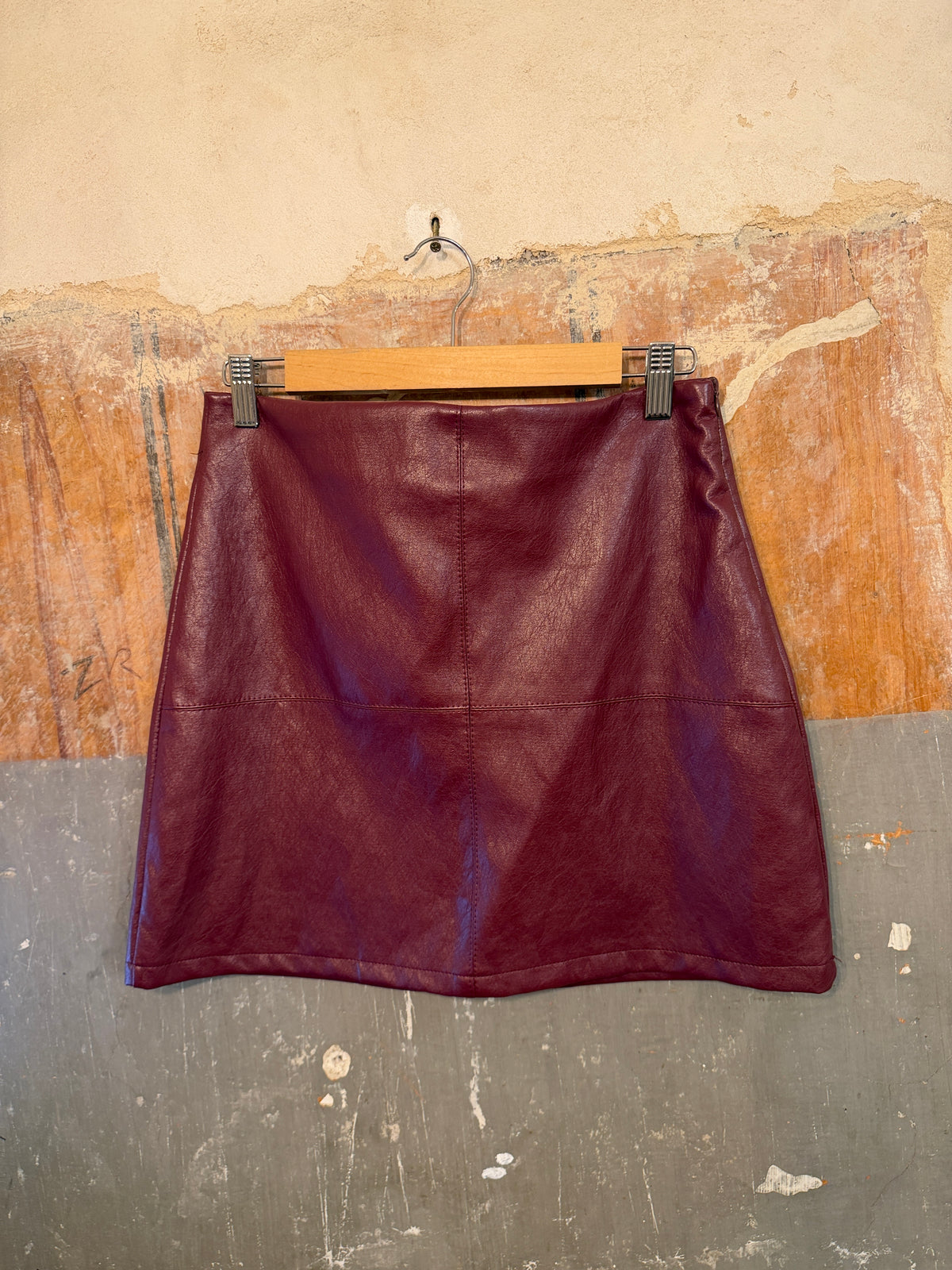 MINI GONNA ECOPELLE BORDEAUX