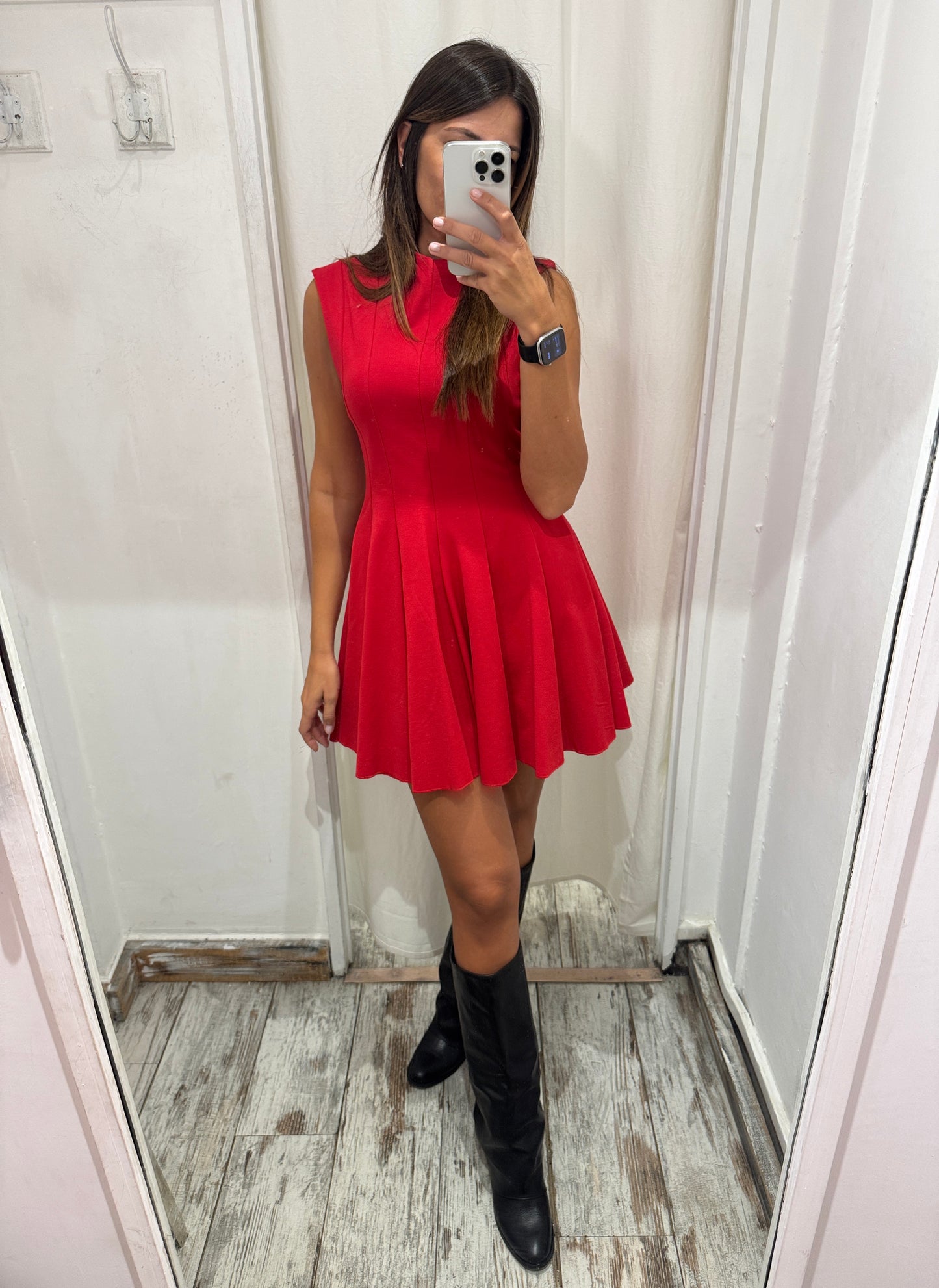 ABITO ROSSO GONNA A RUOTA