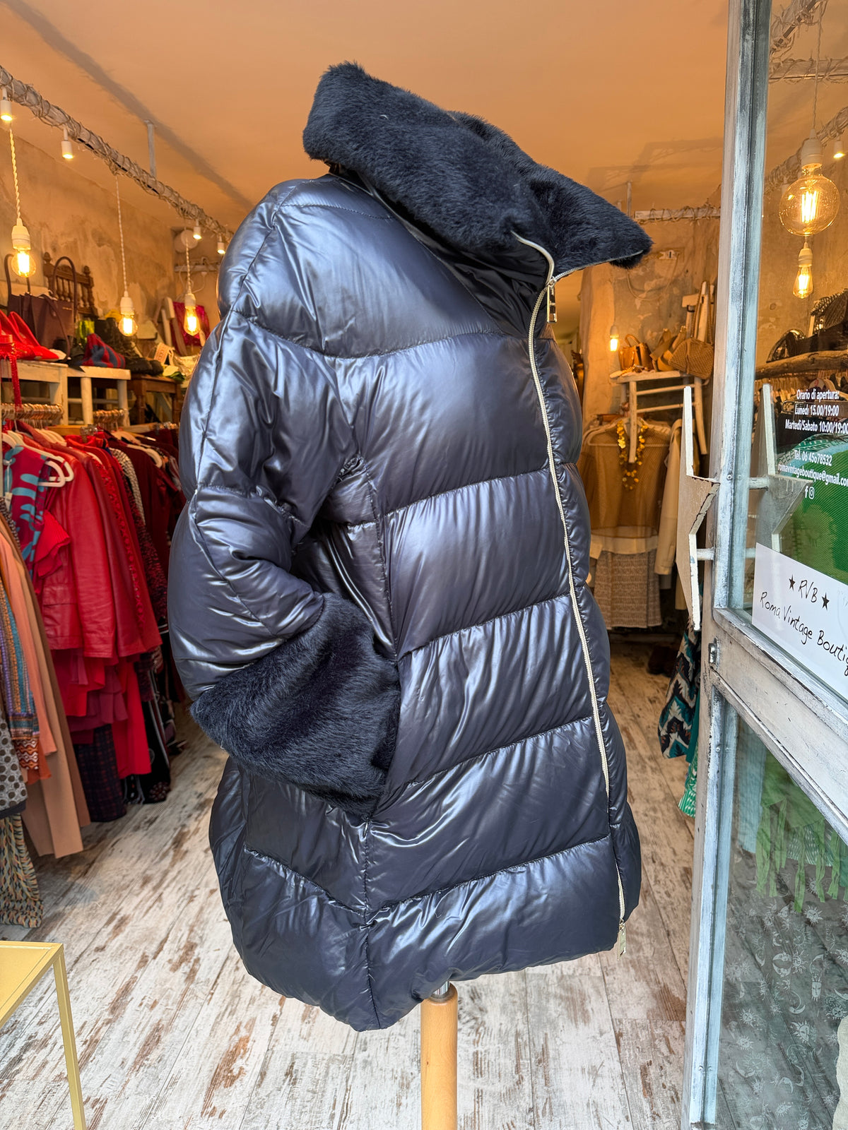 PIUMINO HERNO NERO CON ECOPELLICCIA