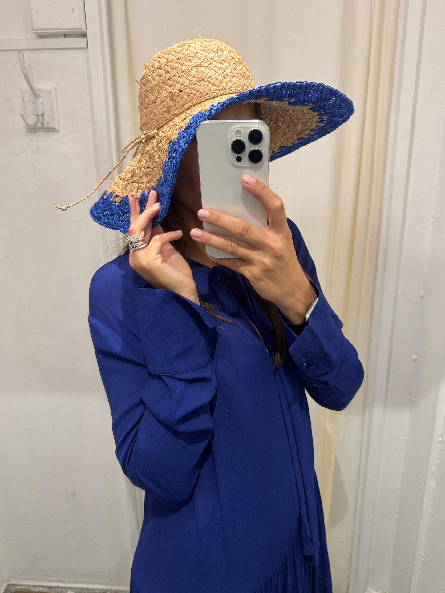 CAPPELLO IN RAFIA