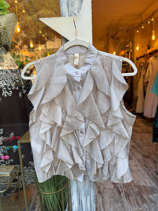 CAMICIA BEIGE CON ROUCHES