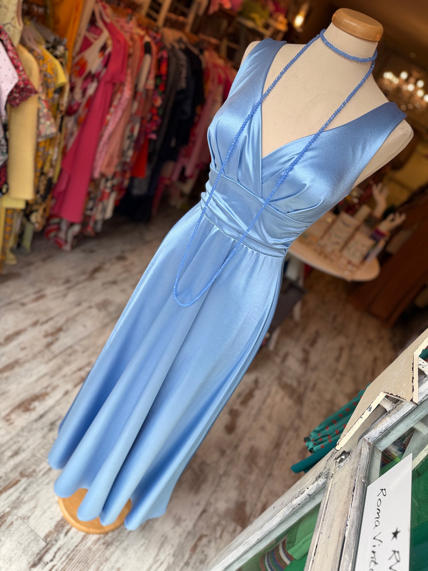 NEW COLLECTION - ABITO LUNGO SATIN CELESTE