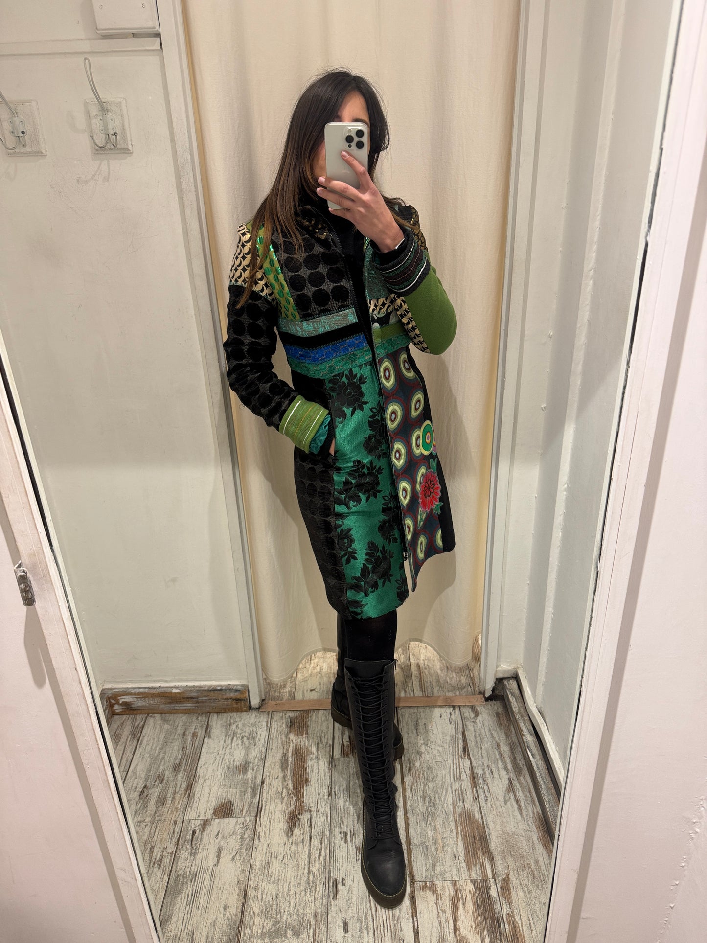 NEW COLLECTION - CAPPOTTINO DESIGUAL VERDE FANTASIA